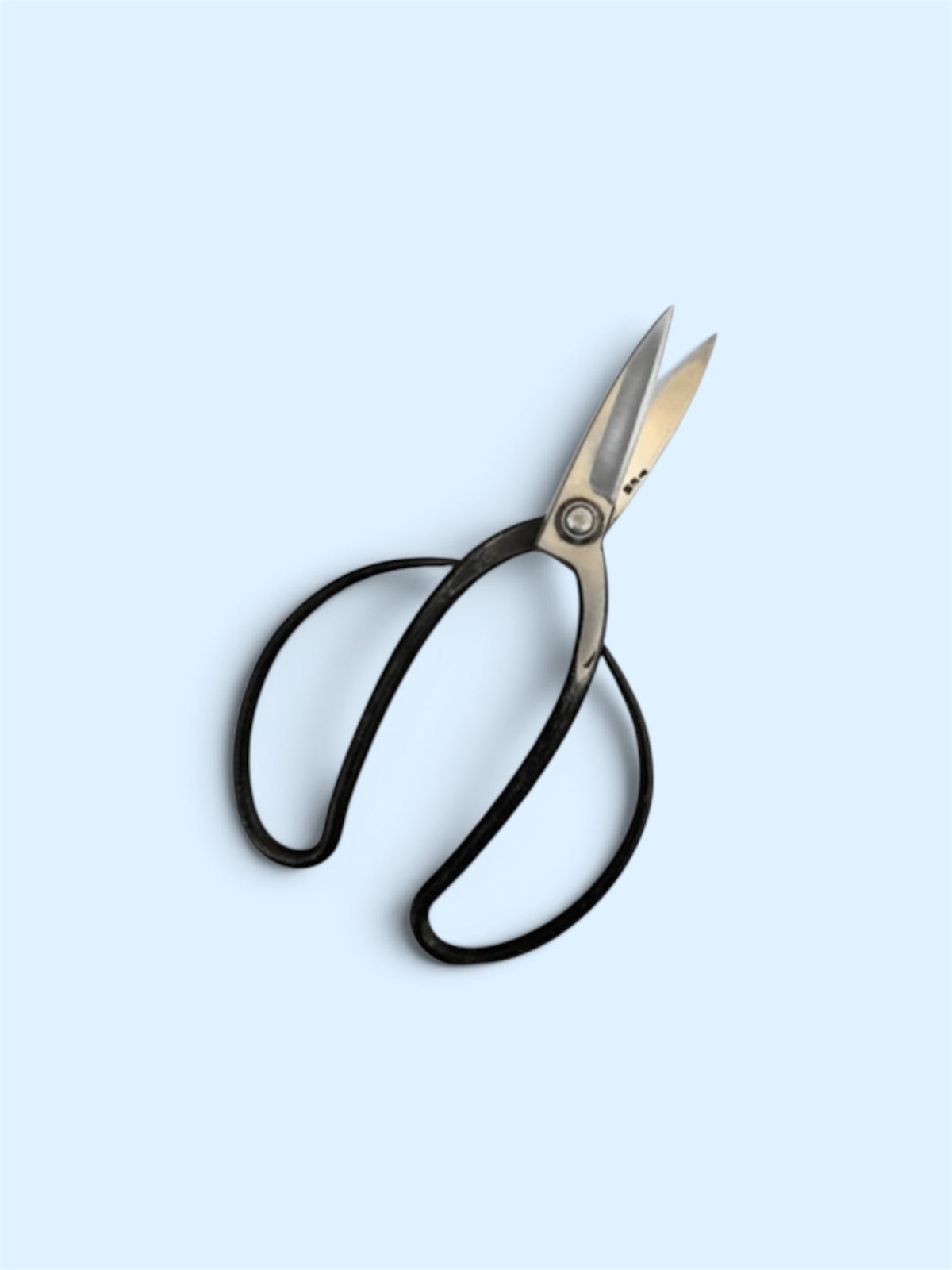 SAKURA Traditional Japanese Gardener Scissors (Sasuke-style Long-neck Shears) Total Length & Blade (225mm/77mm) Yasuki Blue Paper Steel [Traditional hand  forged from scratch / Hollow ground back/ Twisted blade / Rivet Joint]