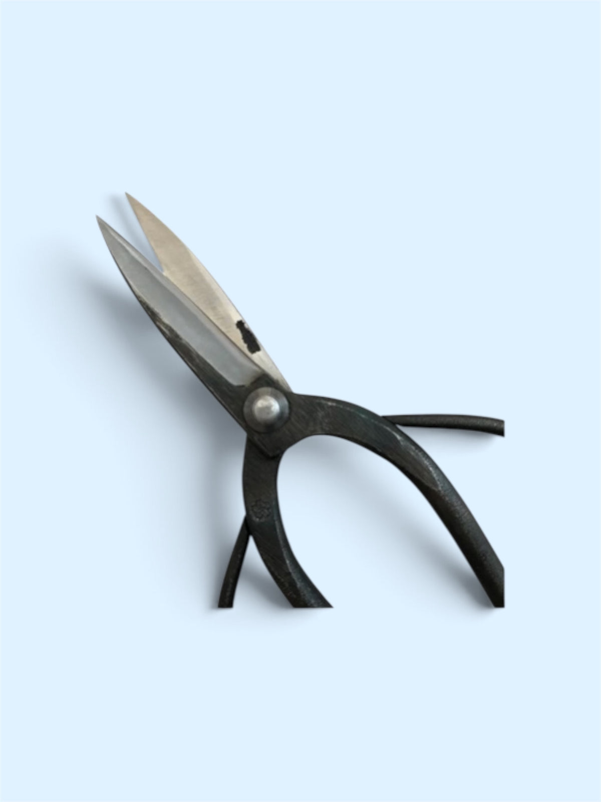 SAKURA Traditional Japanese Gardener Scissors - Slim Type Blade Total Length & Blade (215mm/72mm) Yasuki Blue Paper Steel [Traditional hand- Forged from Scratch / Hollow Ground Back / Twisted Blade / Rivet joint]