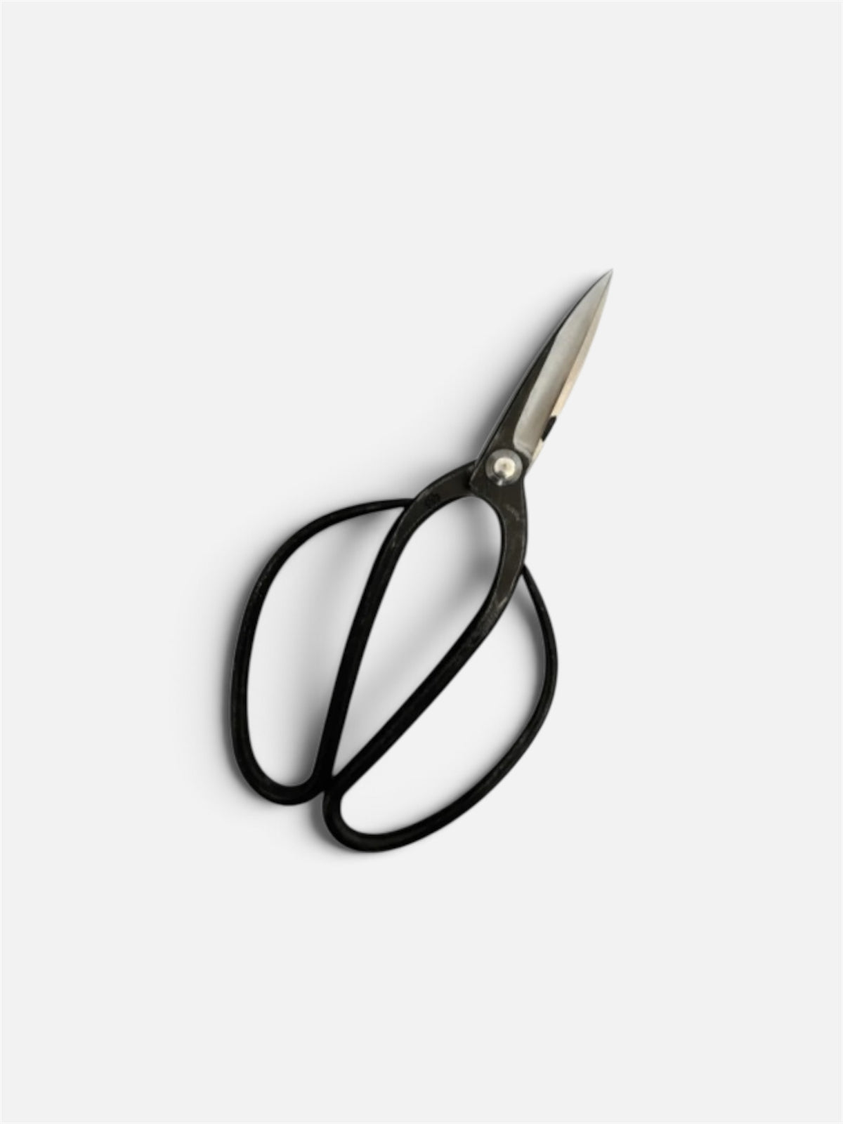 SAKURA Traditional Japanese Gardener Scissors - Slim Type Blade Total Length & Blade (215mm/72mm) Yasuki White Paper Steel [Traditional Hand Forged form Scratch / Hollow Ground Back / Twisted Blade / Rivet joint]
