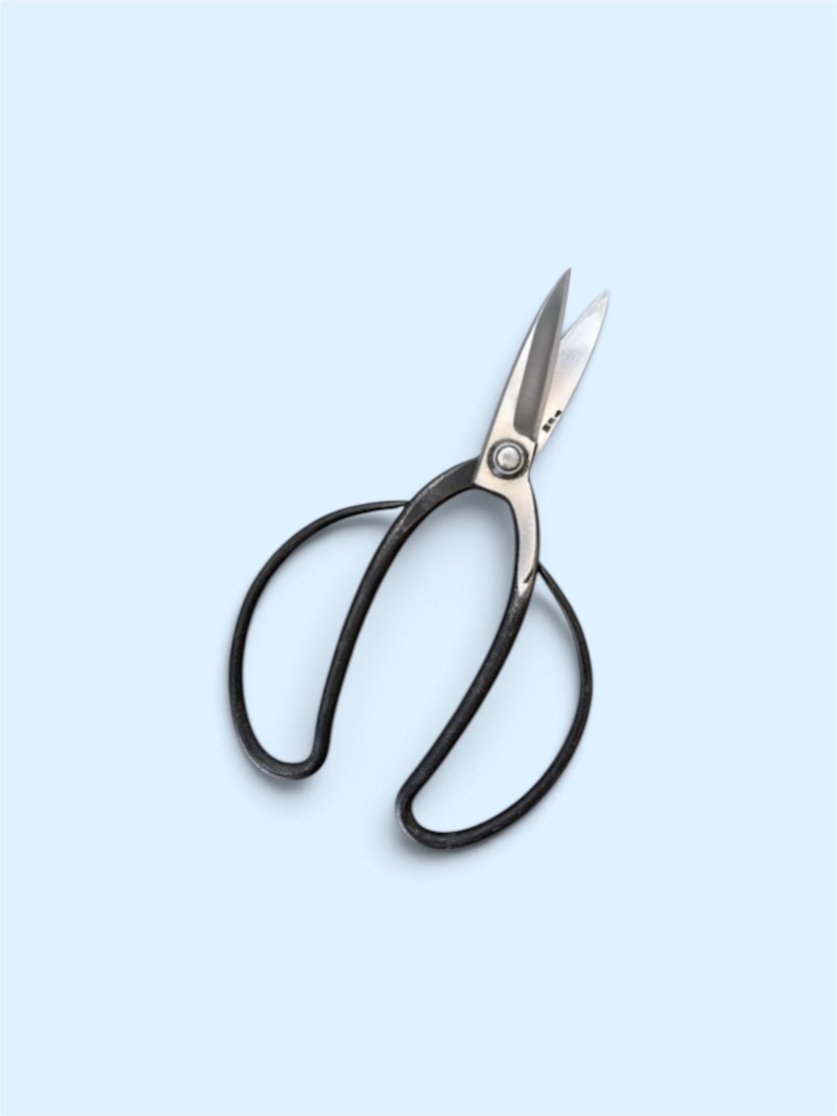 SAKURA Traditional Japanese Gardener Scissors (Sasuke-style Long-neck Shears) Total Length & Blade (225mm/77mm) Yasuki Blue Paper Steel [Traditional hand  forged from scratch / Hollow ground back/ Twisted blade / Rivet Joint]