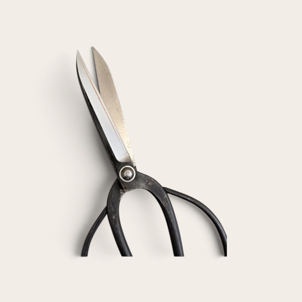 Minamoto no Akitada Sakai Hand-Forged HSS High-Speed Steel Gardener Scissors Total Length & Blade (235mm/95mm) [Traditional Hand-Forged from Scratch / Rivet Joint / Hollow Ground]