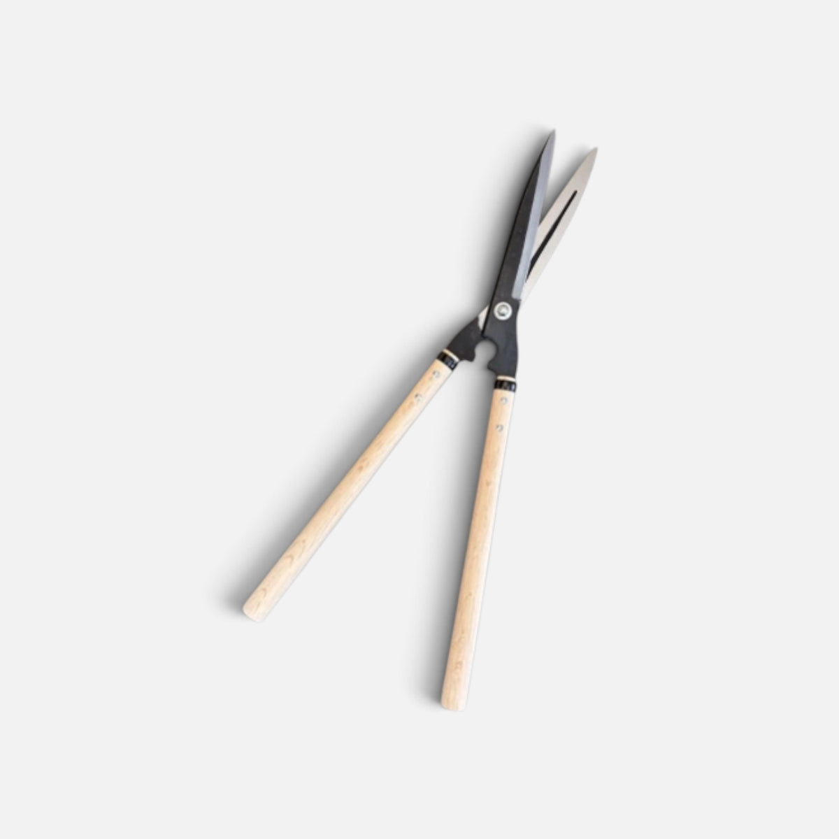 Hasami Masamune Traditional Japanese Hedge Shears Sharp-Angle Model (NO.127) Blade 210mm / Mid-Length Oak Handle 360mm Shirogami White Paper Steel [Traditional Hand-Forged from Scratch / Hollow Ground / Twisted Blade]