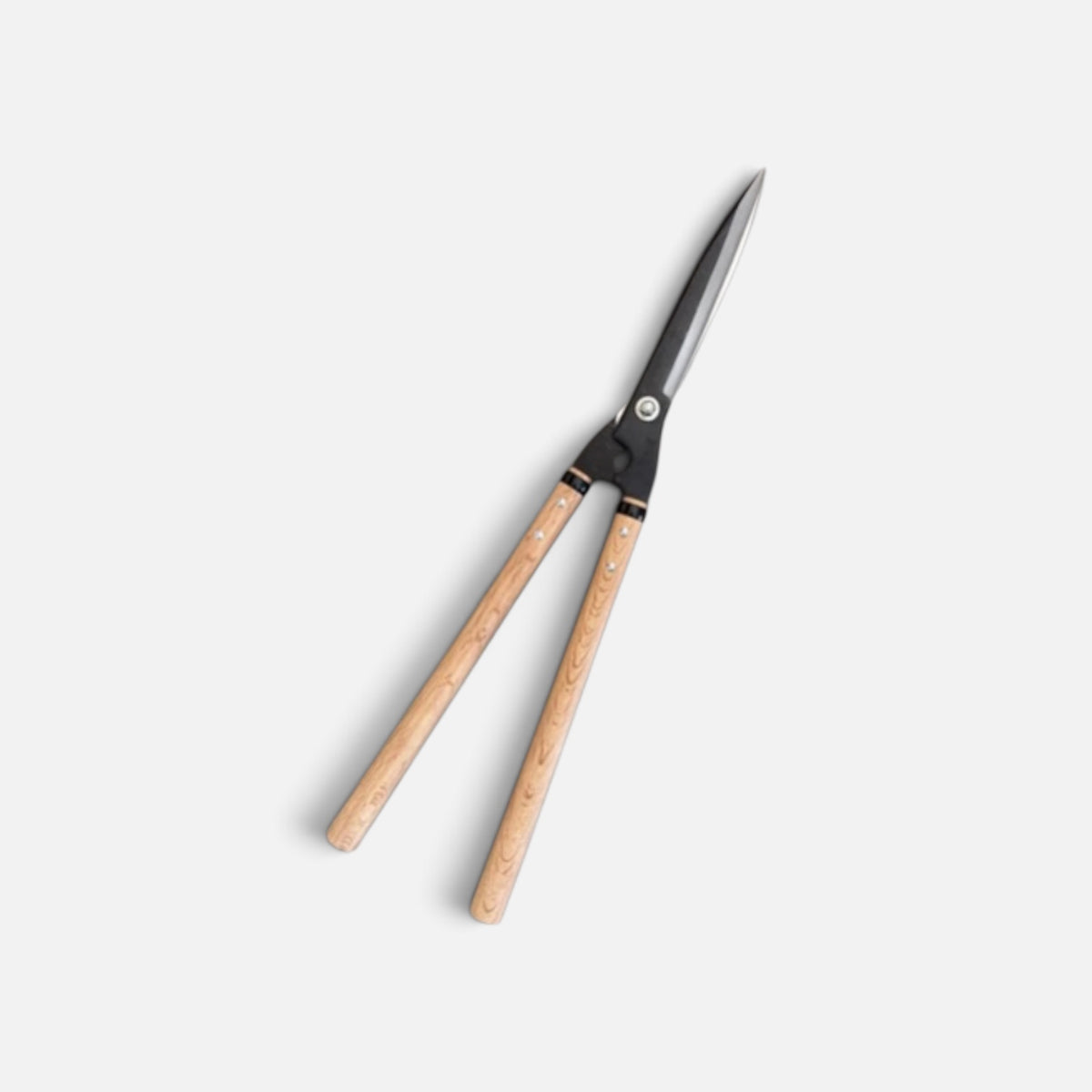 Hasami Masamune Traditional Japanese Hedge Shears Sharp-Angle Model (NO.127) Blade 210mm / Mid-Length Oak Handle 360mm Shirogami White Paper Steel [Traditional Hand-Forged from Scratch / Hollow Ground / Twisted Blade]