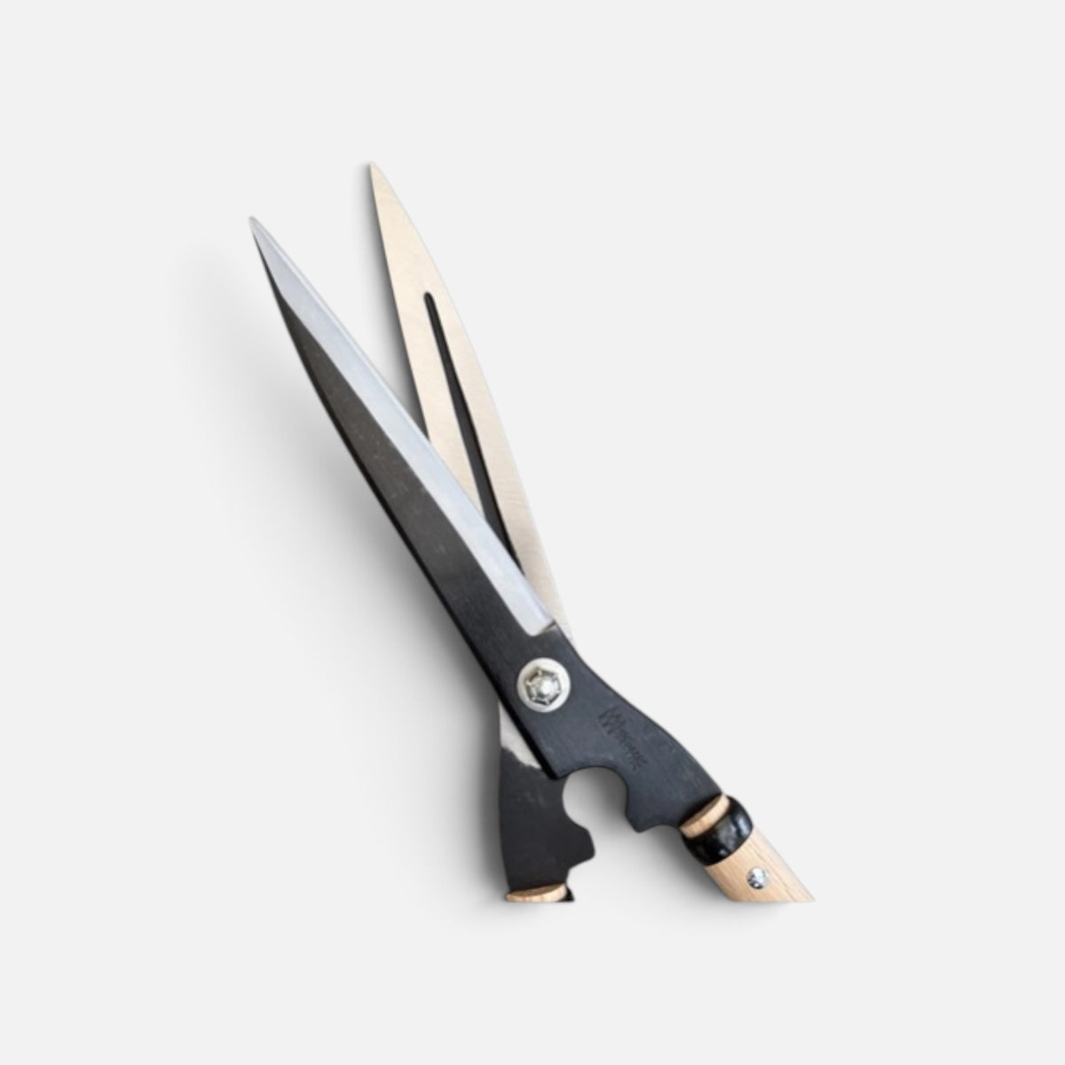 Hasami Masamune Traditional Japanese Hedge Shears Sharp-Angle Model (NO.127) Blade 210mm / Mid-Length Oak Handle 360mm Shirogami White Paper Steel [Traditional Hand-Forged from Scratch / Hollow Ground / Twisted Blade]