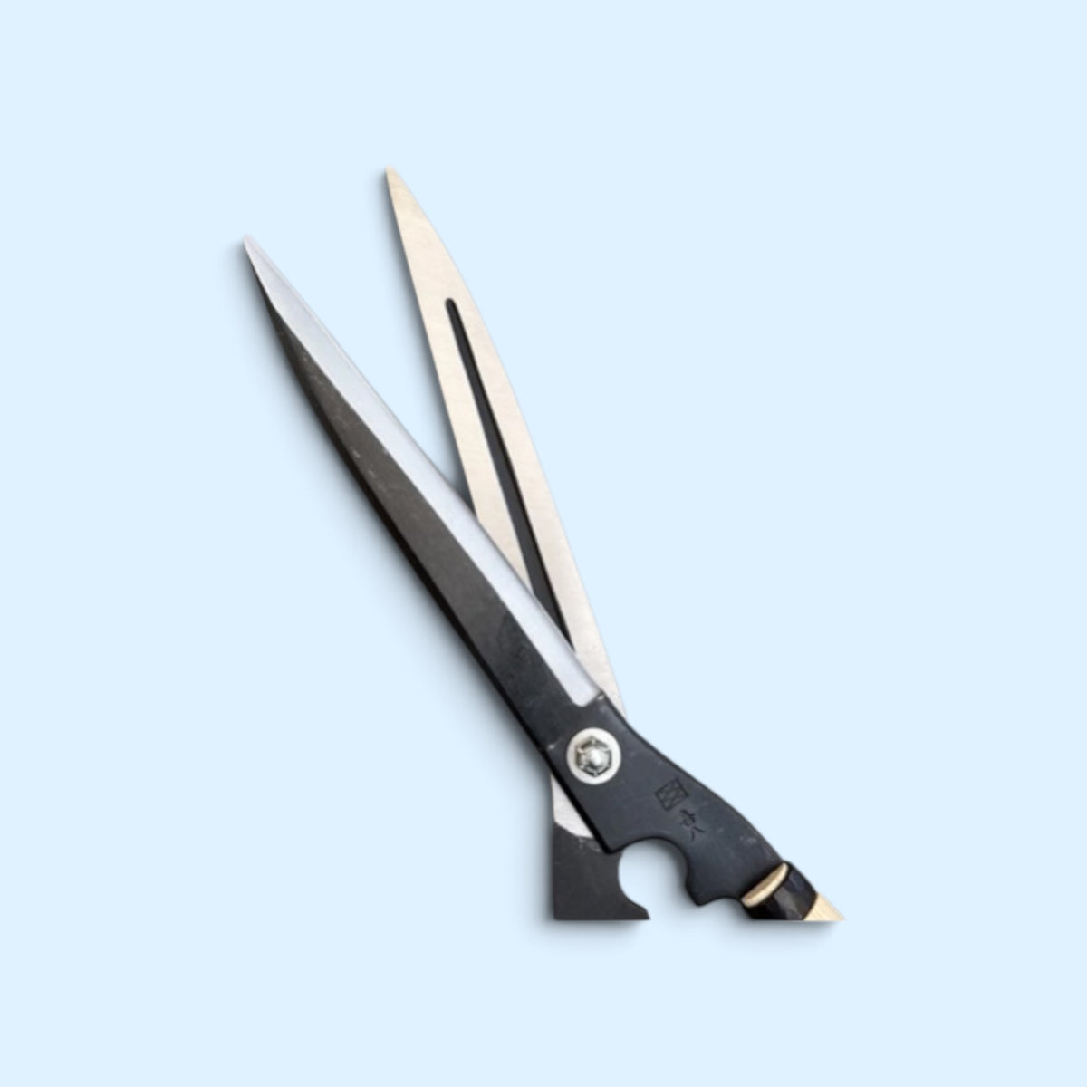 Kihachi Traditional Japanese Hedge Shears Sharp-Angle Model (NO.128) Blade 240mm / Short Nata Handle 270mm Aogami Blue Paper Steel [Traditional Hand-Forged from Scratch / Hollow Ground / Twisted Blade]