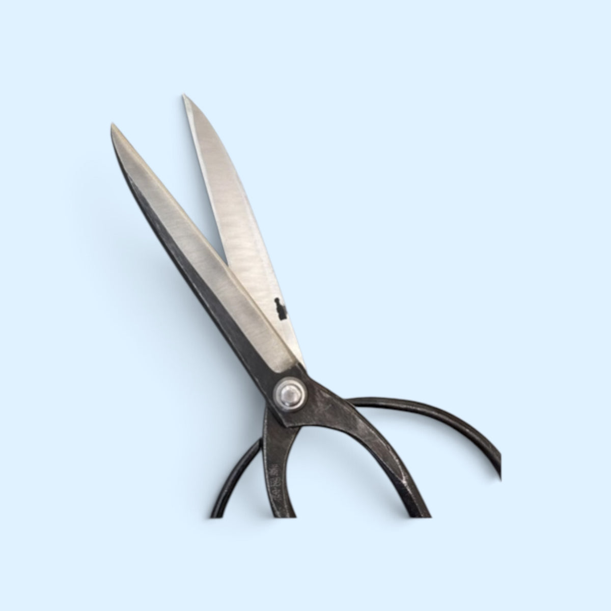 Minamoto Akitada Traditional Japanese Gardener Scissors Total Length & Blade (270mm/138mm) Aogami Blue Paper Steel [Traditional Hand-Forged from Scratch / Urasuki Hollow Ground / Rivet Joint]