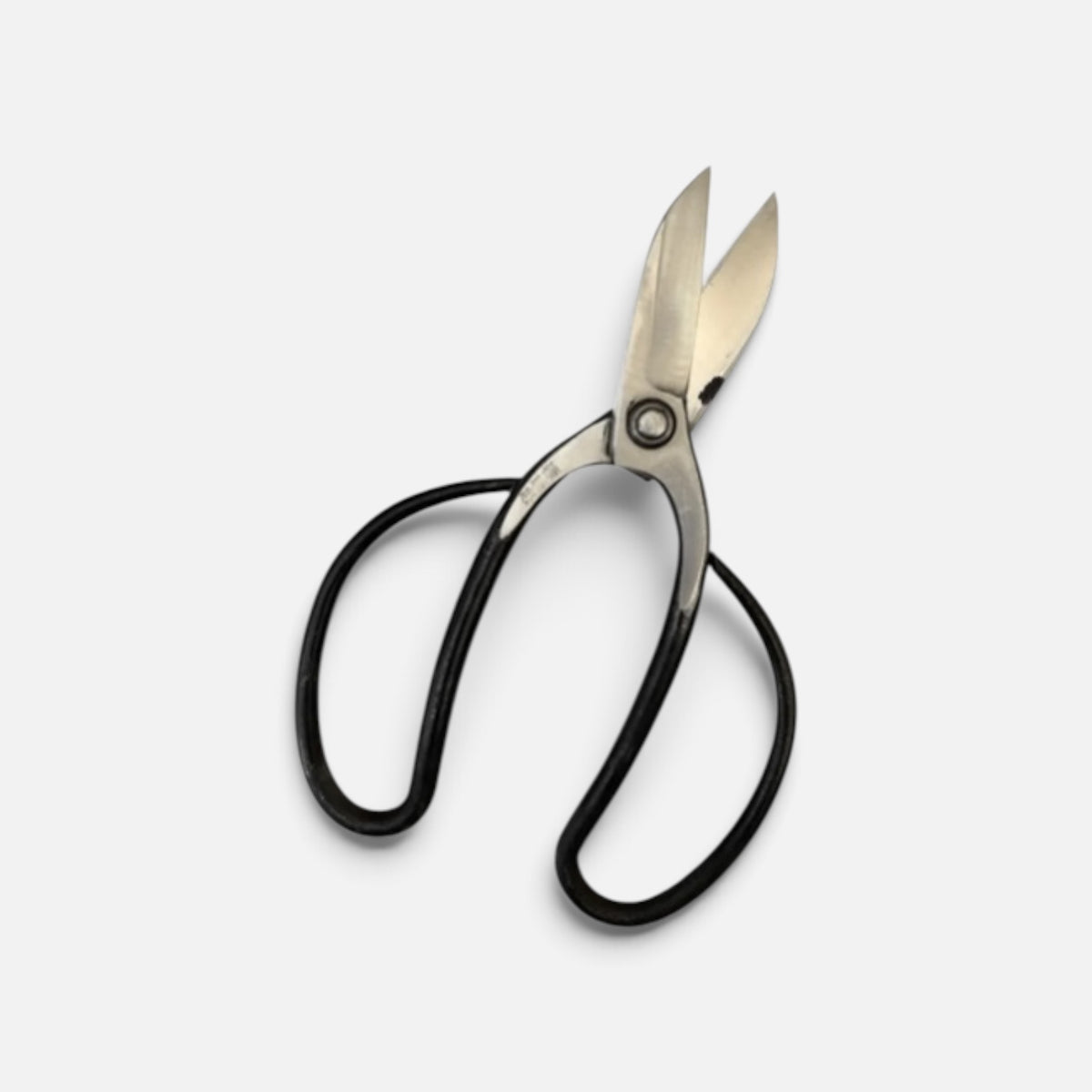 Minamoto Akitada Ichimatsu-Style Traditional Japanese Gardener Scissors Total Length & Blade (225mm/78mm) Shirogami White Paper Steel [Traditional Hand-Forged from Scratch / Urasuki Hollow Ground / Rivet Joint]