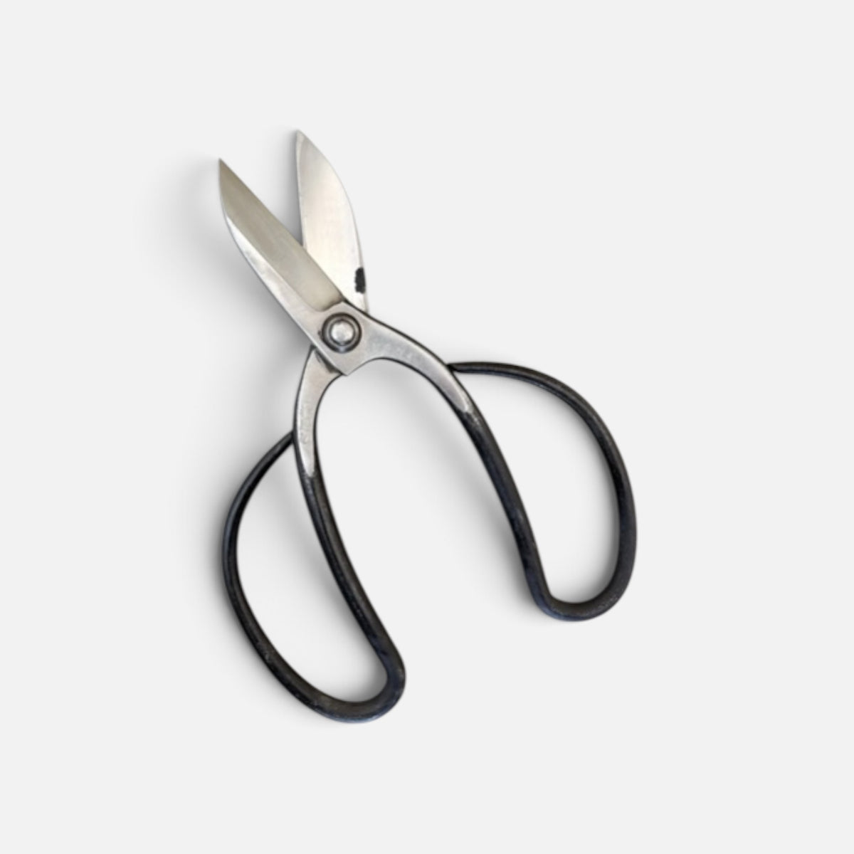 Minamoto Akitada Ichimatsu-Style Traditional Japanese Gardener Scissors Total Length & Blade (225mm/78mm) Shirogami White Paper Steel [Traditional Hand-Forged from Scratch / Urasuki Hollow Ground / Rivet Joint]