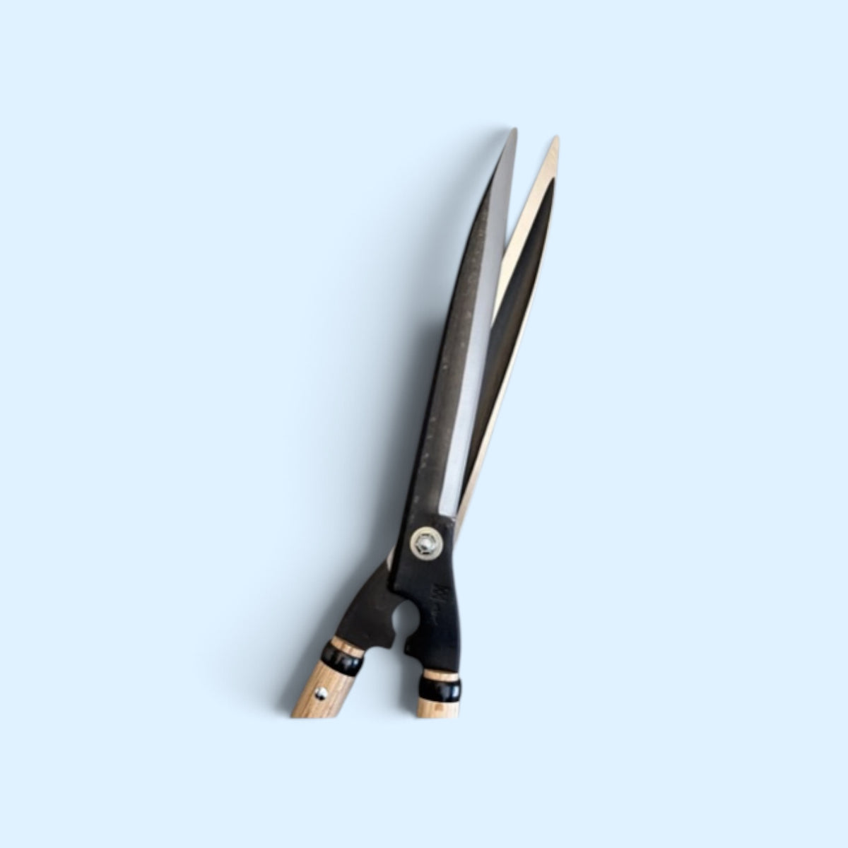 Kihachi Traditional Japanese Hedge Shears Sharp-Angle Model (NO.129) Blade 270mm / Mid-Length Oak Handle 360mm Aogami Blue Paper Steel [Traditional Hand-Forged from Scratch / Hollow Ground / Twisted Blade]