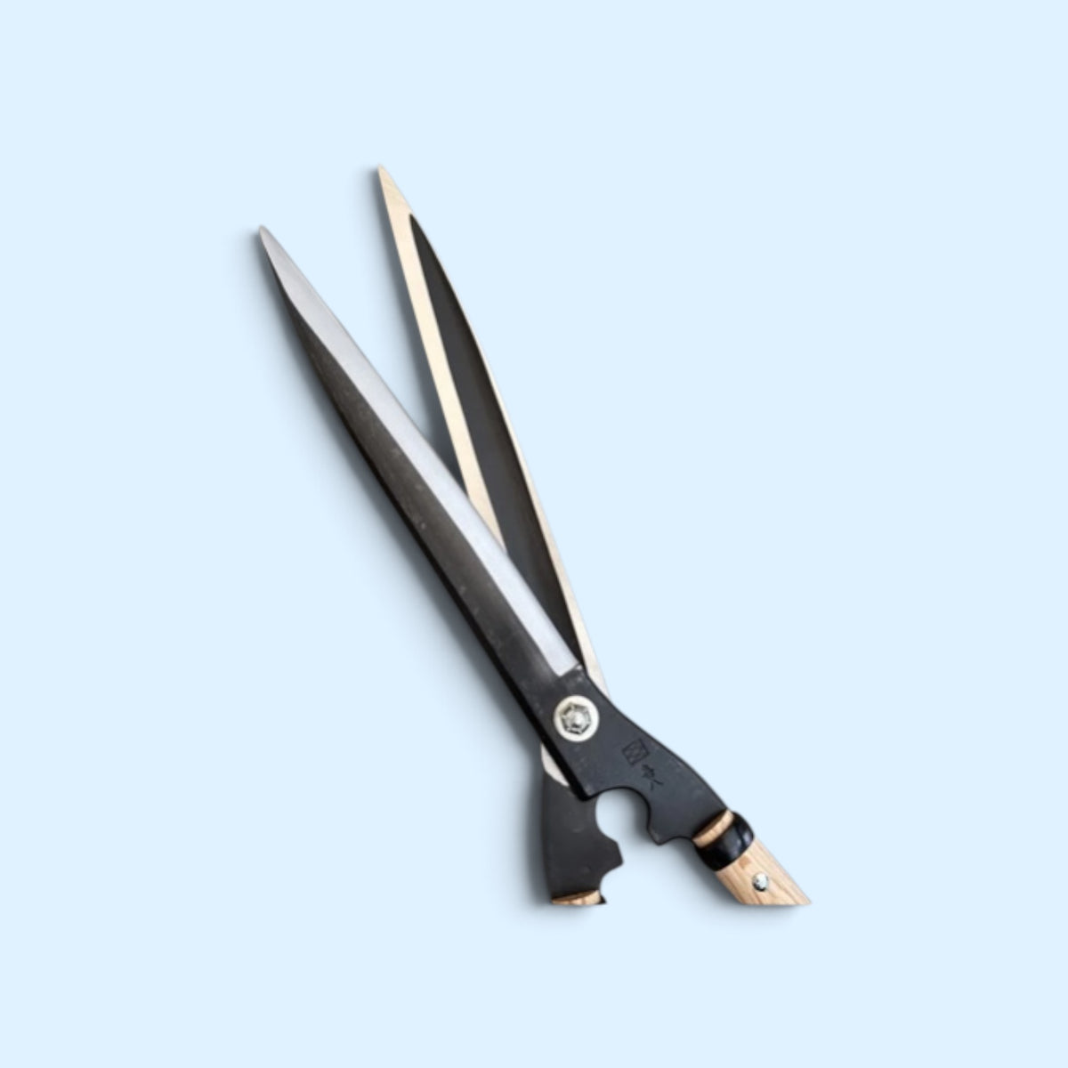 Kihachi Traditional Japanese Hedge Shears Sharp-Angle Model (NO.129) Blade 270mm / Mid-Length Oak Handle 360mm Aogami Blue Paper Steel [Traditional Hand-Forged from Scratch / Hollow Ground / Twisted Blade]