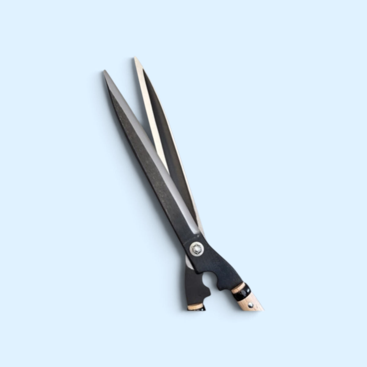 Kihachi Traditional Japanese Hedge Shears Sharp-Angle Model (NO.130) Blade 300mm / Mid-Length Oak Handle 360mm Aogami Blue Paper Steel [Traditional Hand-Forged from Scratch / Hollow Ground / Twisted Blade]