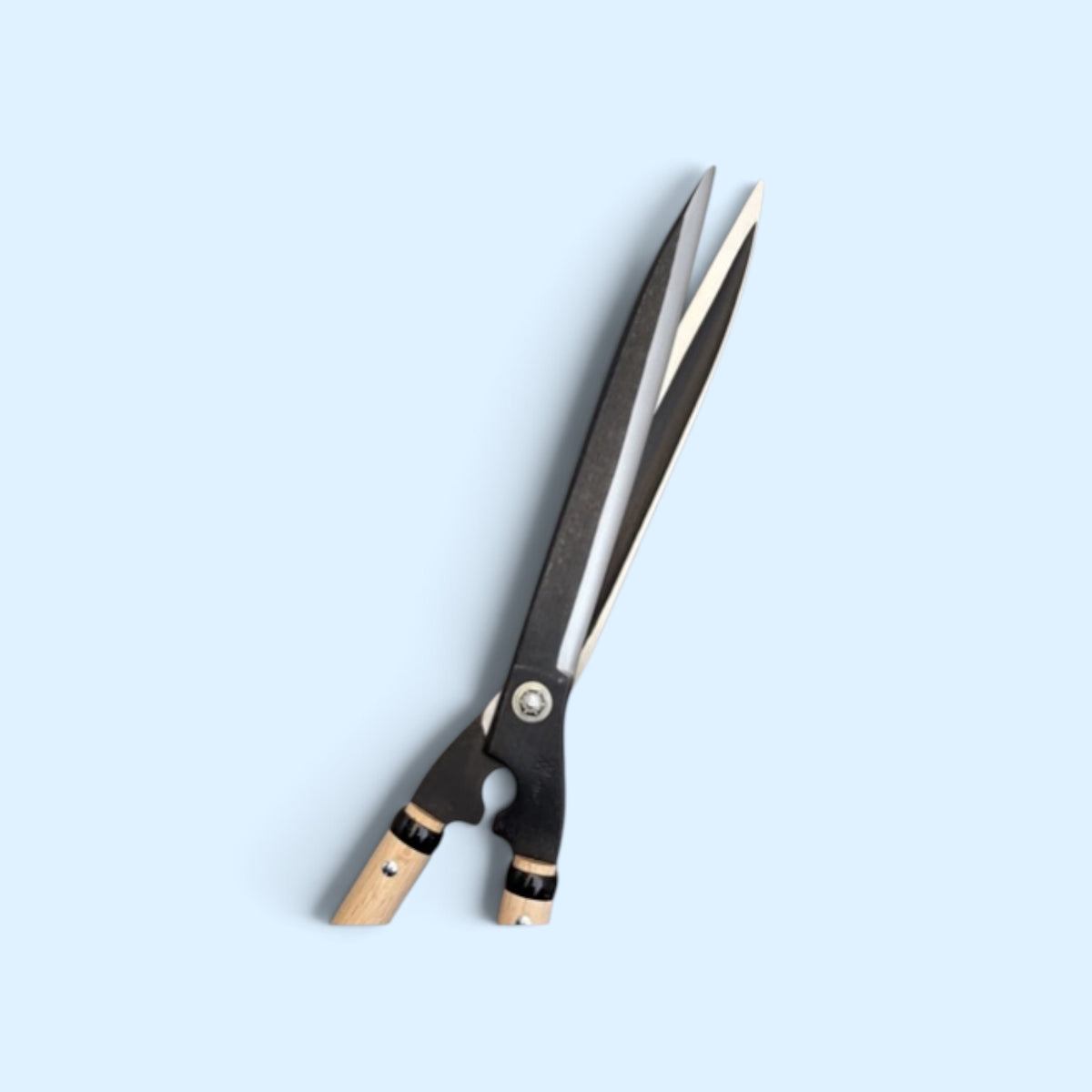 Kihachi Traditional Japanese Hedge Shears Sharp-Angle Model (NO.130) Blade 300mm / Mid-Length Oak Handle 360mm Aogami Blue Paper Steel [Traditional Hand-Forged from Scratch / Hollow Ground / Twisted Blade]