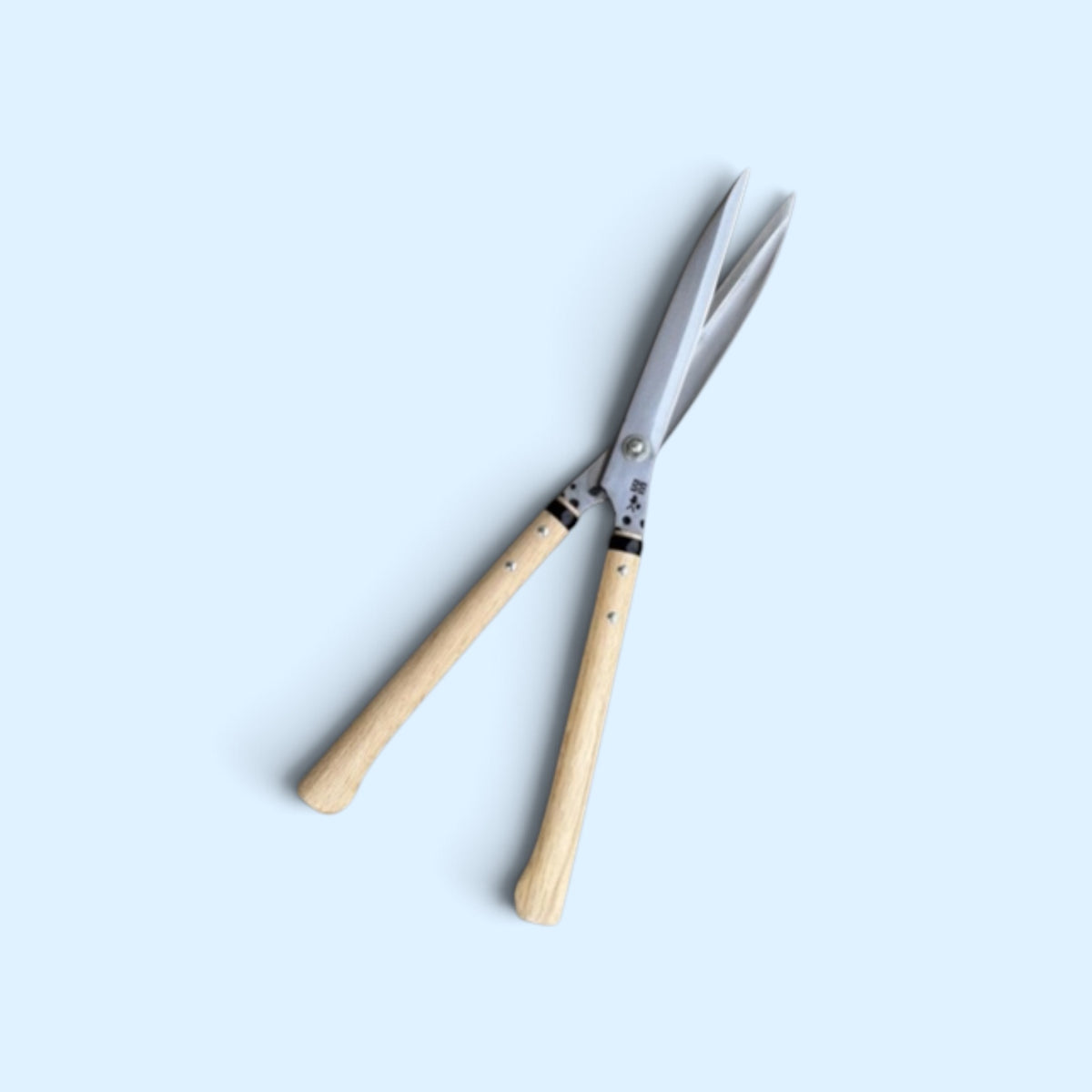 Kihachi Traditional Japanese Leaf-Trimming Hedge Shears with Stopper (NO.108) Blade 210mm / Polished Finish / Short Nata Oak Handle 270mm Aogami Super Steel [Traditional Hand-Forged from Scratch / Polished Finish / Urasuki Hollow Ground / Blade Stopper]