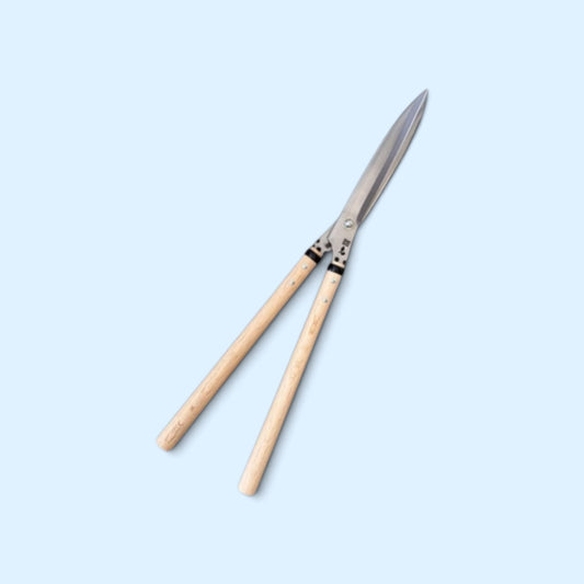 Kihachi Traditional Leaf-Trimming Hedge Shears Total Length & Blade 630mm / 210mm / Polished Finish / Mid-Length Oak Handle 360mm with Aogami Steel Blade [Traditional Hand-Forged from Scratch / Hollow Ground Back / Twisted Blade / Screw Joint ]