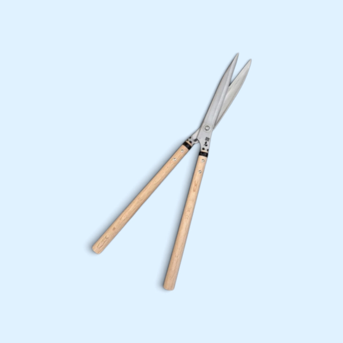 Kihachi Traditional Leaf-Trimming Hedge Shears Total Length & Blade 630mm / 210mm / Polished Finish / Mid-Length Oak Handle 360mm with Aogami Steel Blade [Traditional Hand-Forged from Scratch / Hollow Ground Back / Twisted Blade / Screw Joint ]