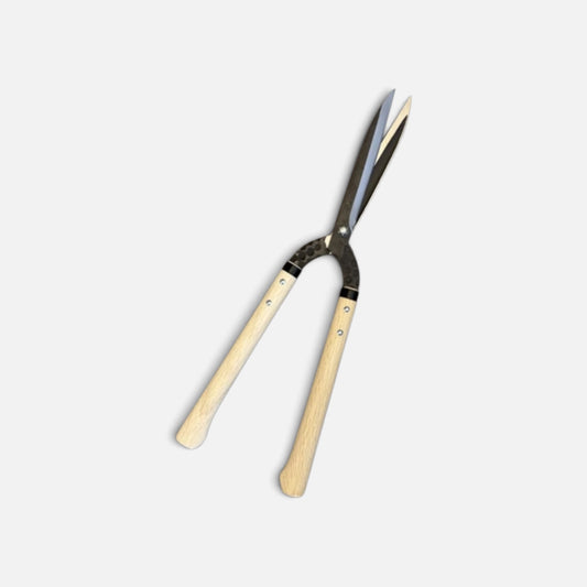 Hasami Masamune Kyo-Style Traditional Japanese Hedge Shears Total Length & Blade 535mm/195mm Short Nata Oak Handle 270mm with Shirogami White Paper Steel [Traditional Hand-Forged from Scratch / Hollow Ground back / Twisted Blade  / Screw joint ]