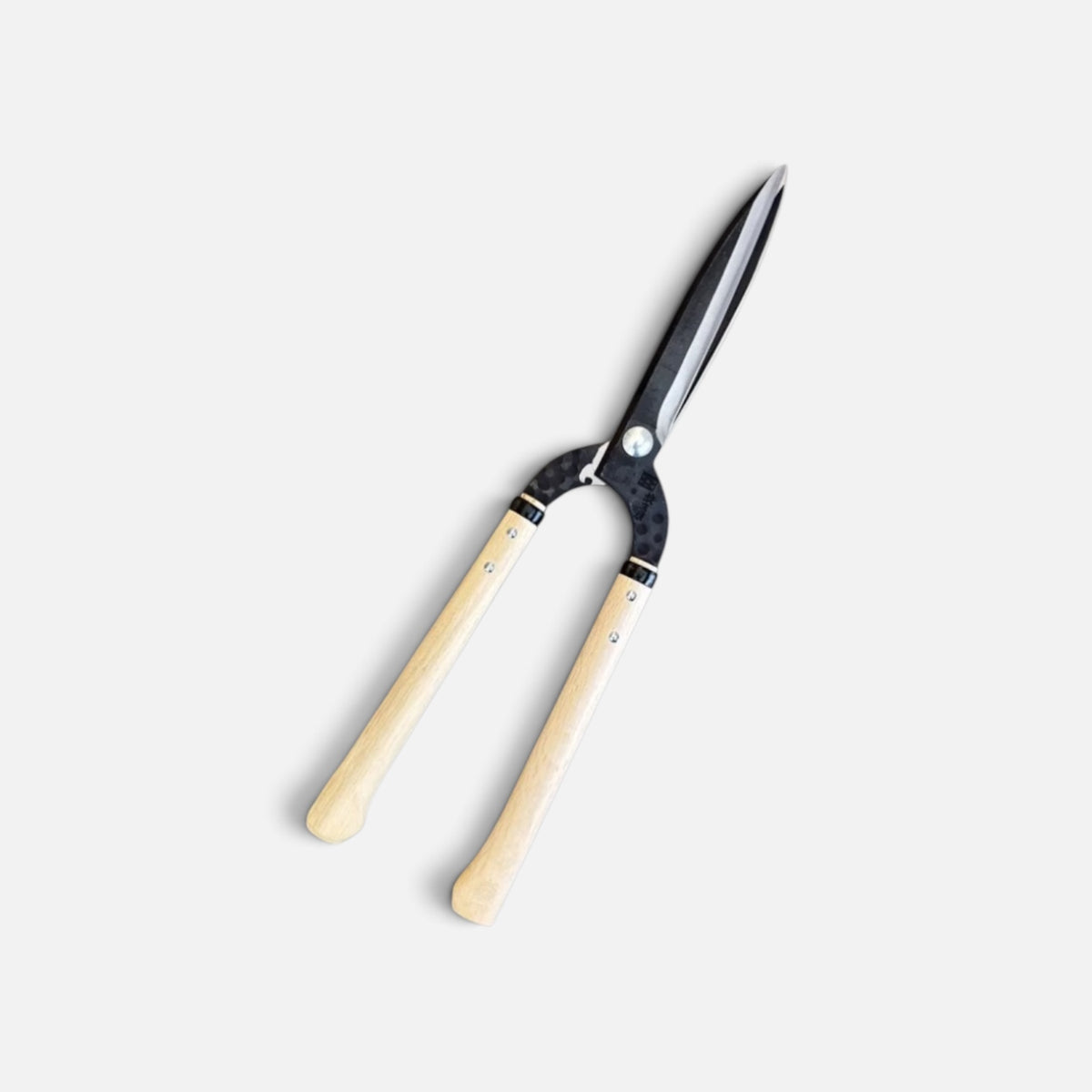 Hasami Masamune Gate-Style Leaf-Trimming Hedge Shears Black Edition Total Length & Blade 550mm/210mm / Short Nata Oak Handle 270mm with  Shirogami White Paper Steel [Traditional Hand-Forged from Scratch /Hollow Ground Back / Twisted blade/ Screw joint]