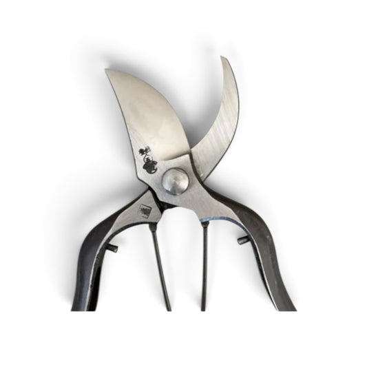 Gorosaku Professional Hand-Forged Pruning Secateurs S-Type Ergonomic Grip Model Total Length & Blade: 205mm / 65mm High-Carbon Cutlery Steel Blade [Traditional Hand Forged from Scratch / Hollow Ground Back / Twisted Blade / Screw Joint]