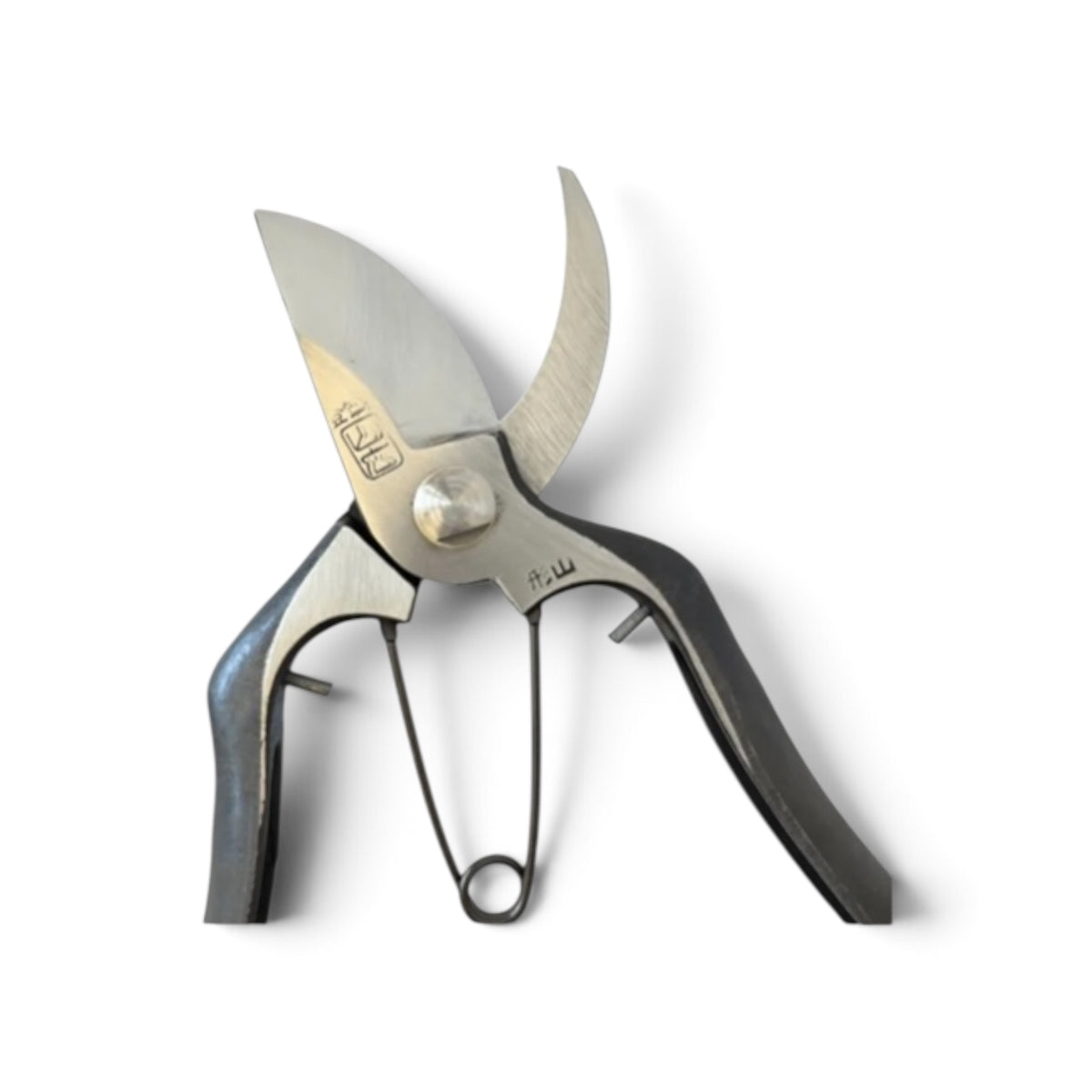 Yamahiro Professional Pruning Secateurs S-Type Ergonomic Model Total Length & Blade: 200mm / 59mm High Carbon Steel [Traditional Hand Forging from Scratch / Hollow Ground Back / Twisted Blade / Screw Joint]