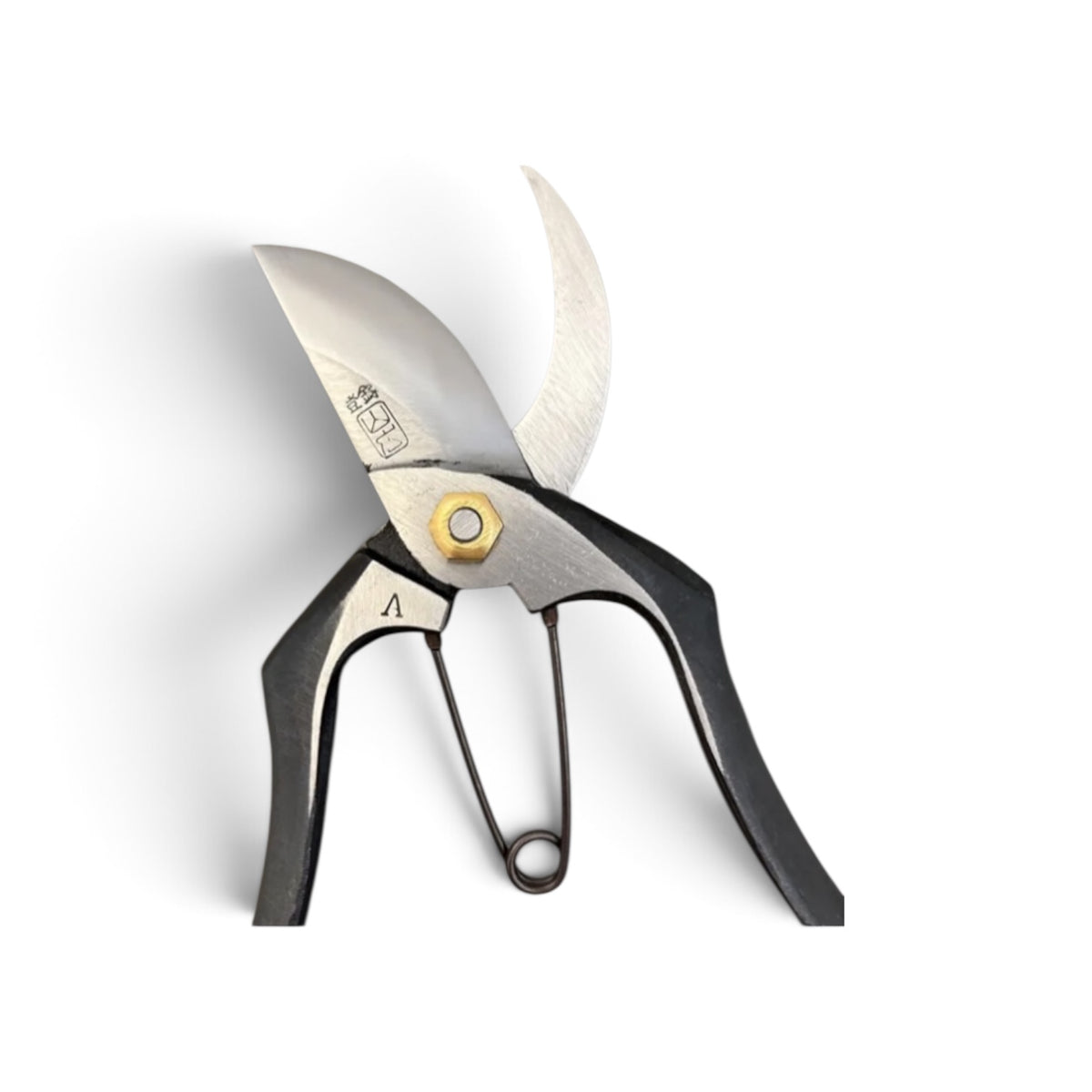Yamahiro Professional Pruning Secateurs A-Type Total Length & Blade: 200mm / 65mm Premium Cutlery Steel [Traditional Hand Forged from Scratch / Hollow Ground Back / Twisted Blade / Screw Joint / All-Round Geometry]