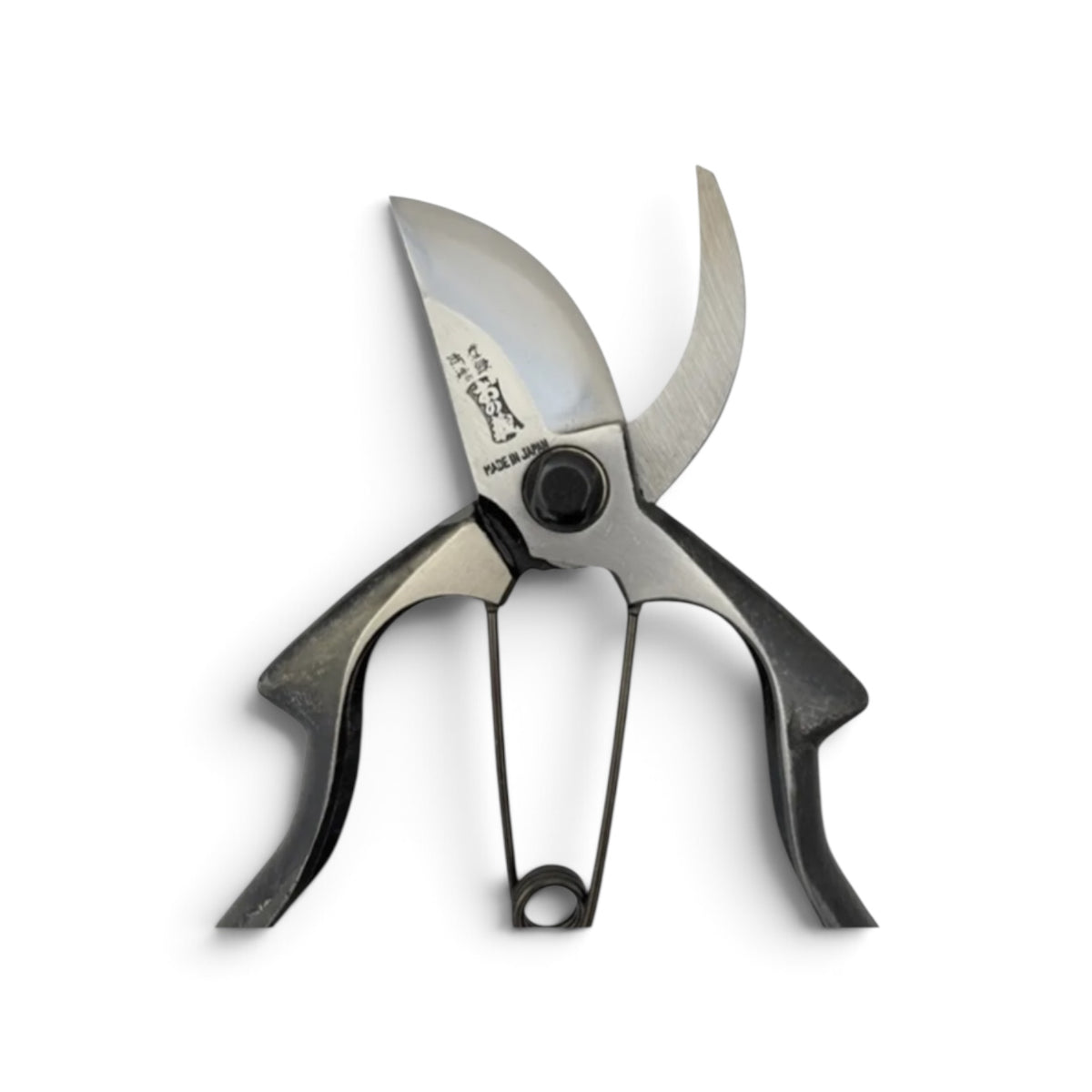 Onoyoshi Professional Pruning Secateurs BZ-Type Benkei Guard Model Total Length & Blade: 205mm / 60mm High-Grade Cutlery Steel [Traditional Hand Forged from Scratch / Hollow Ground Back / Twisted Blade/ Screw joint ]