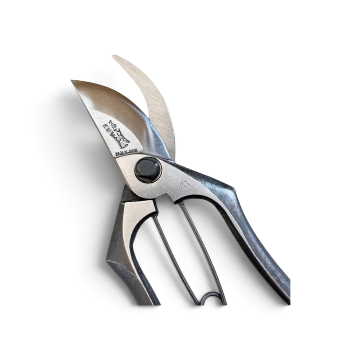 Onoyoshi Professional Pruning Secateurs Total Length & Blade: 225mm / 74mm High-Grade Cutlery Steel [Traditional Hand Forged from Scratch /Hollow Ground Back / Twisted Blade/ Screw Joint / Low-Resistance Blade / Large Capacity