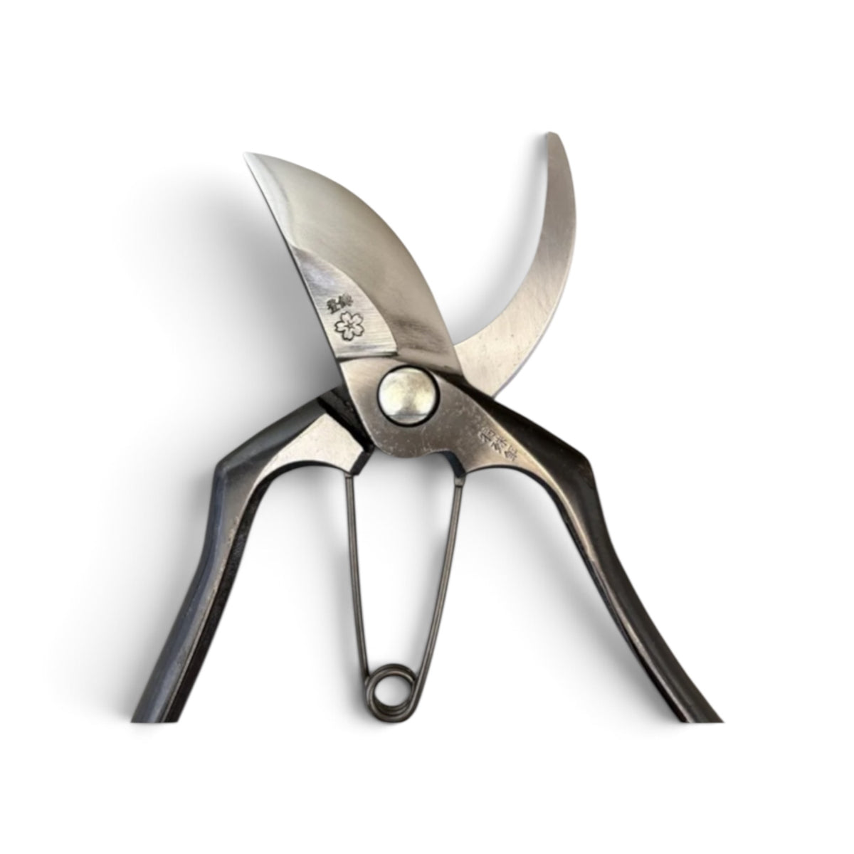 SAKURA Professional Pruning Secateurs Large Model Total Length & Blade 225mm / 75mm Japanese Cutlery Steel [Traditional Hand Forged from Scratch / Hollow Ground Back / Twisted Blade / Screw Joint / Smooth Curved Ergonomic Handle]