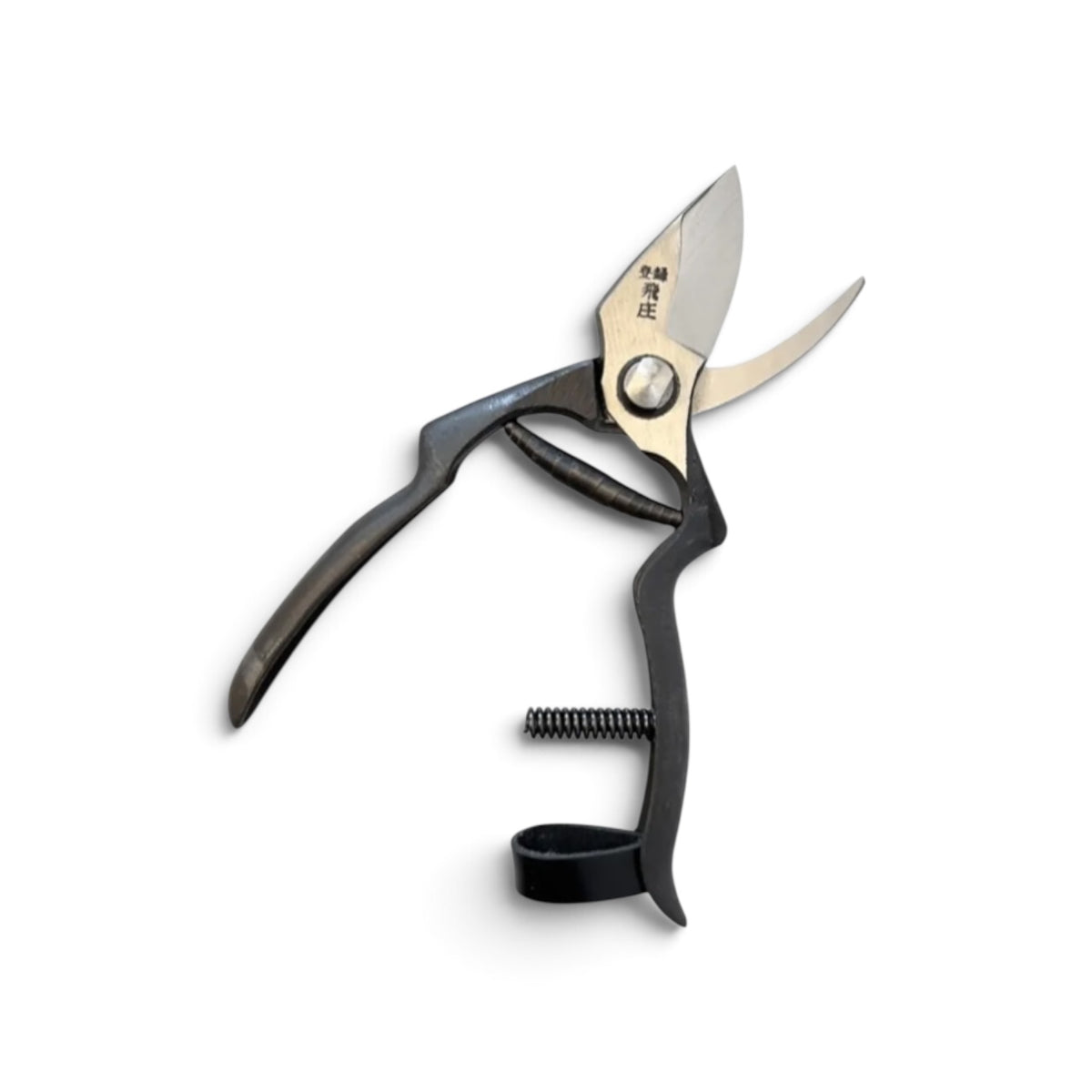 Tobisho Flagship Pruning Secateurs Specially-Made
Total Length & Blade: 95mm/61mm Yasuki Special Cutlery Steel [Traditional Hand Forged from Scratch / Master Hand-Forged /  Hollow Ground Back / Twisted Blade / Screw Joint]