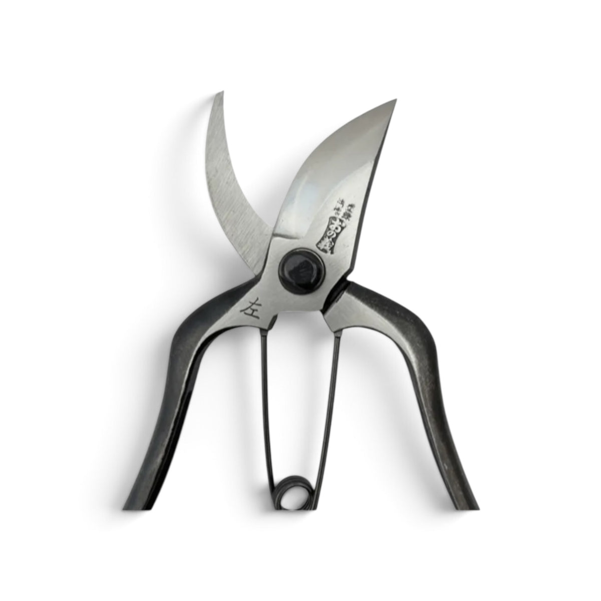 Onoyoshi  Pruning Secateurs Left-Handed Model Total Length & Blade: 200mm/63mm Japanese High-Carbon Cutlery Steel [Traditional Hand Forged from Scratch / Hollow Ground Back / Twisted Blade / Screw Joint]