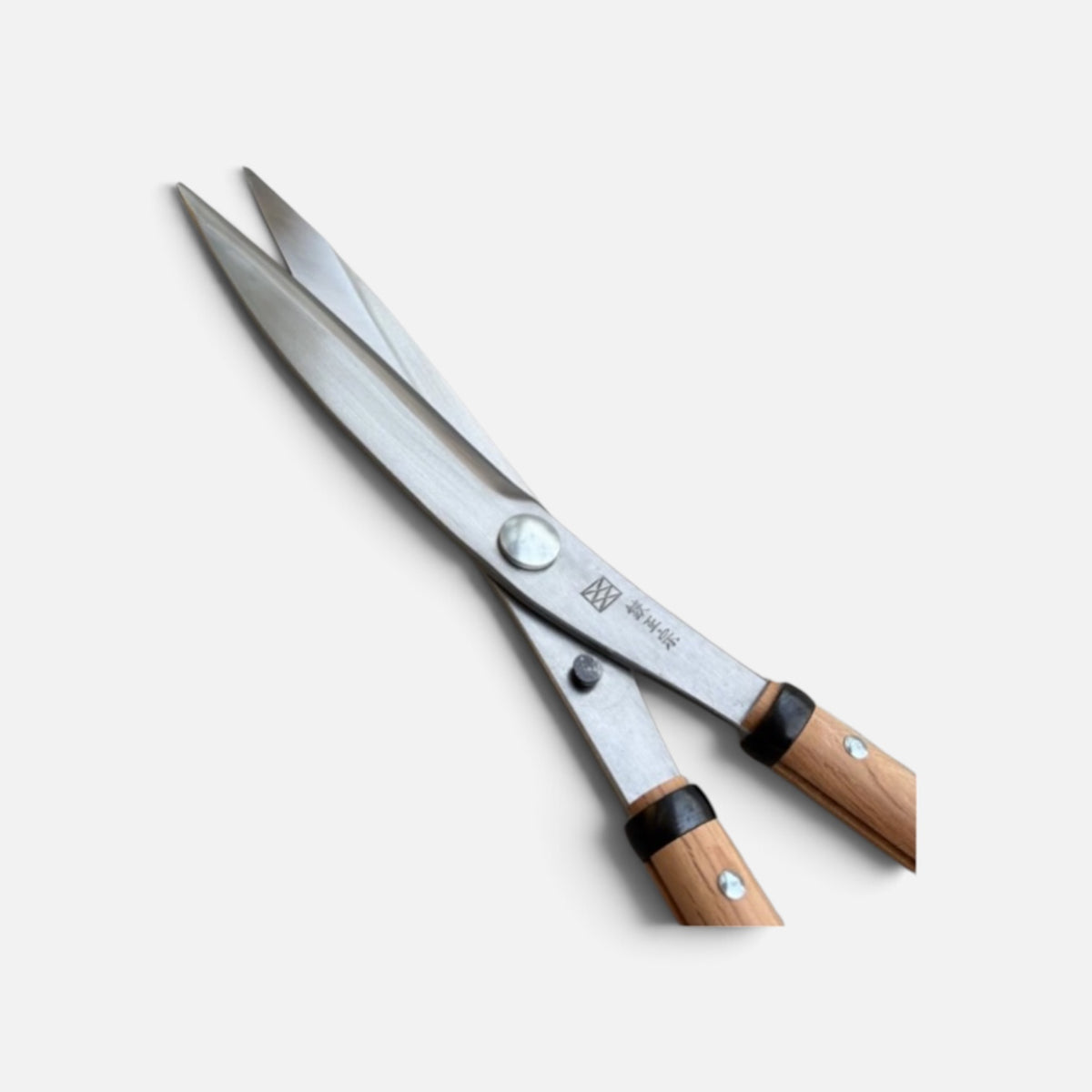 Hasami Masamune Special Forged Curved Blade Hedge Shears (NO.112-A) Total Length & Blade & Handle 600mm/210mm/ 300mm Mid-Length Oak Handle with Shirogami White Paper Steel [Traditional Hand-Forged Special Grade / Curved Blades / Smooth Action Alignment]
