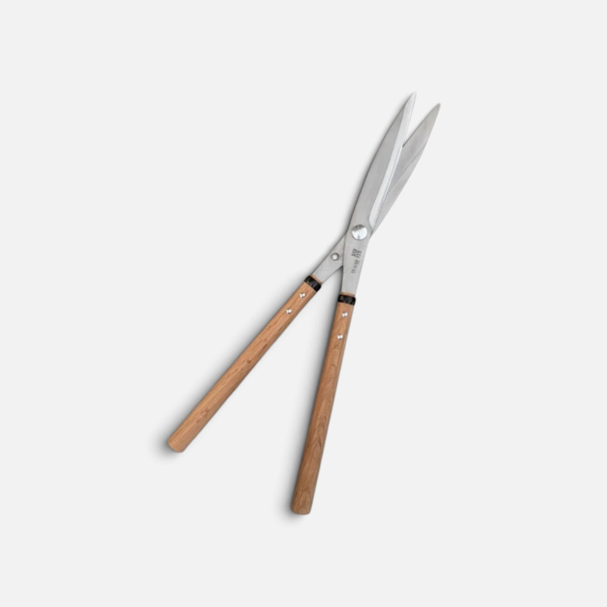 Hasami Masamune Special Forged Curved Blade Hedge Shears (NO.112-A) Total Length & Blade & Handle 600mm/210mm/ 300mm Mid-Length Oak Handle with Shirogami White Paper Steel [Traditional Hand-Forged Special Grade / Curved Blades / Smooth Action Alignment]