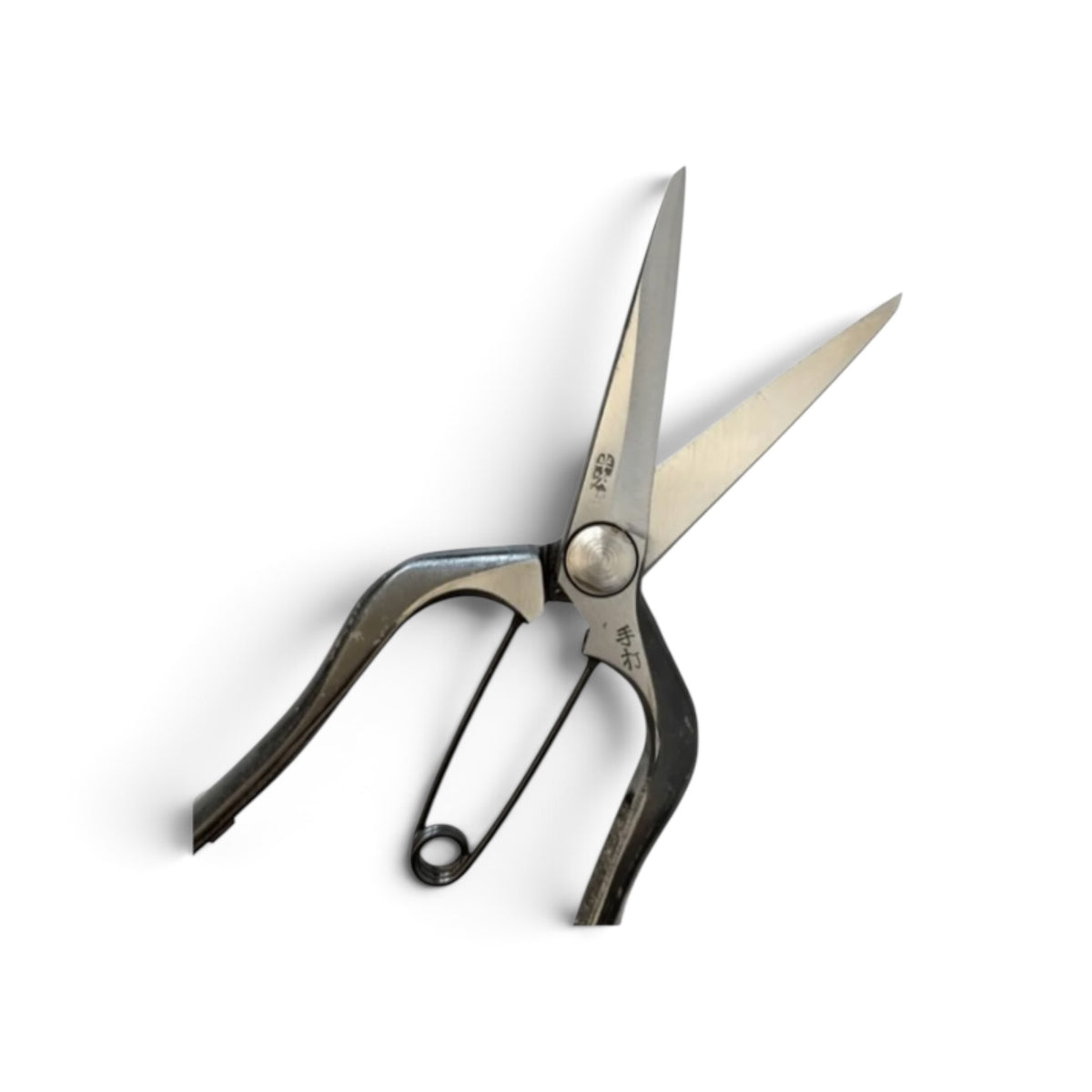 Hanjiro Double-Edged Bud Trimming Scissors Total Length & Blade 200mm/77mm Weight: 200g High Carbon Steel [Traditional Hand Forged from Scratch / Hollow Ground Back / Twisted Blade / Screw Joint / Extended Reach / Bottom Lock]