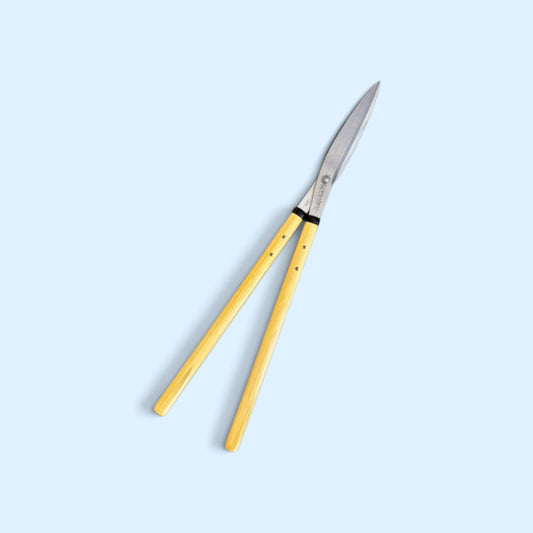 Tobisho Lightweight Curved Blade Hedge Shears Thin Blade 195mm / Magnolia Handle 450mm Aogami Blue Paper Steel [Traditional Hand-Forged from Scratch / Curved Blade for Topiary / Thin-Blade Design / Urasuki Hollow Ground / Ultra-Lightweight 680g]