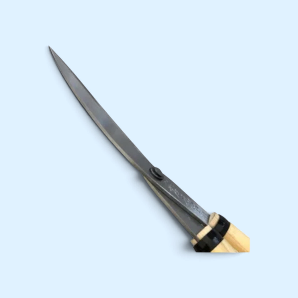 Tobisho Lightweight Curved Blade Hedge Shears Thin Blade 195mm / Magnolia Handle 450mm Aogami Blue Paper Steel [Traditional Hand-Forged from Scratch / Curved Blade for Topiary / Thin-Blade Design / Urasuki Hollow Ground / Ultra-Lightweight 680g]