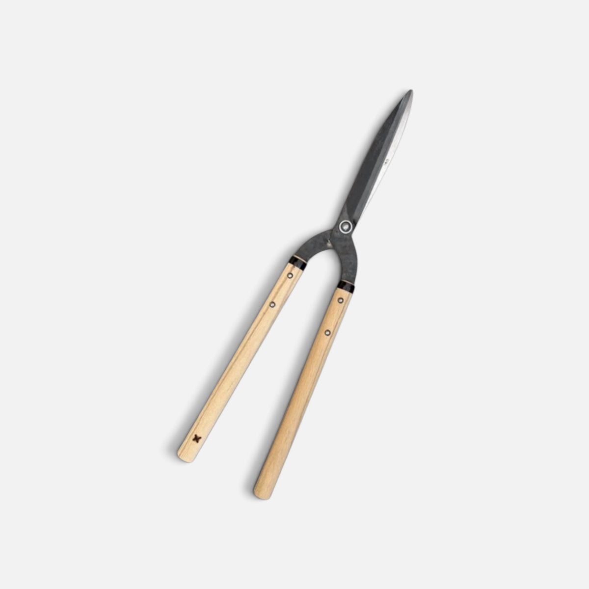 Hasamiya Ichiban Kyo-Style Gate-Hedge Shears 200mm Yasugi Shirogami White Paper Steel / Oak Handle 300mm [Traditional Hand-Forged from Scratch / Urasuki Hollow Ground / Rivet Joint / Kyo-Style Gate Profile]