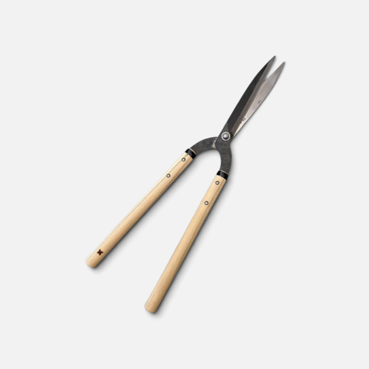 Hasamiya Ichiban Kyo-Style Gate-Hedge Shears 200mm Yasugi Shirogami White Paper Steel / Oak Handle 300mm [Traditional Hand-Forged from Scratch / Urasuki Hollow Ground / Rivet Joint / Kyo-Style Gate Profile]