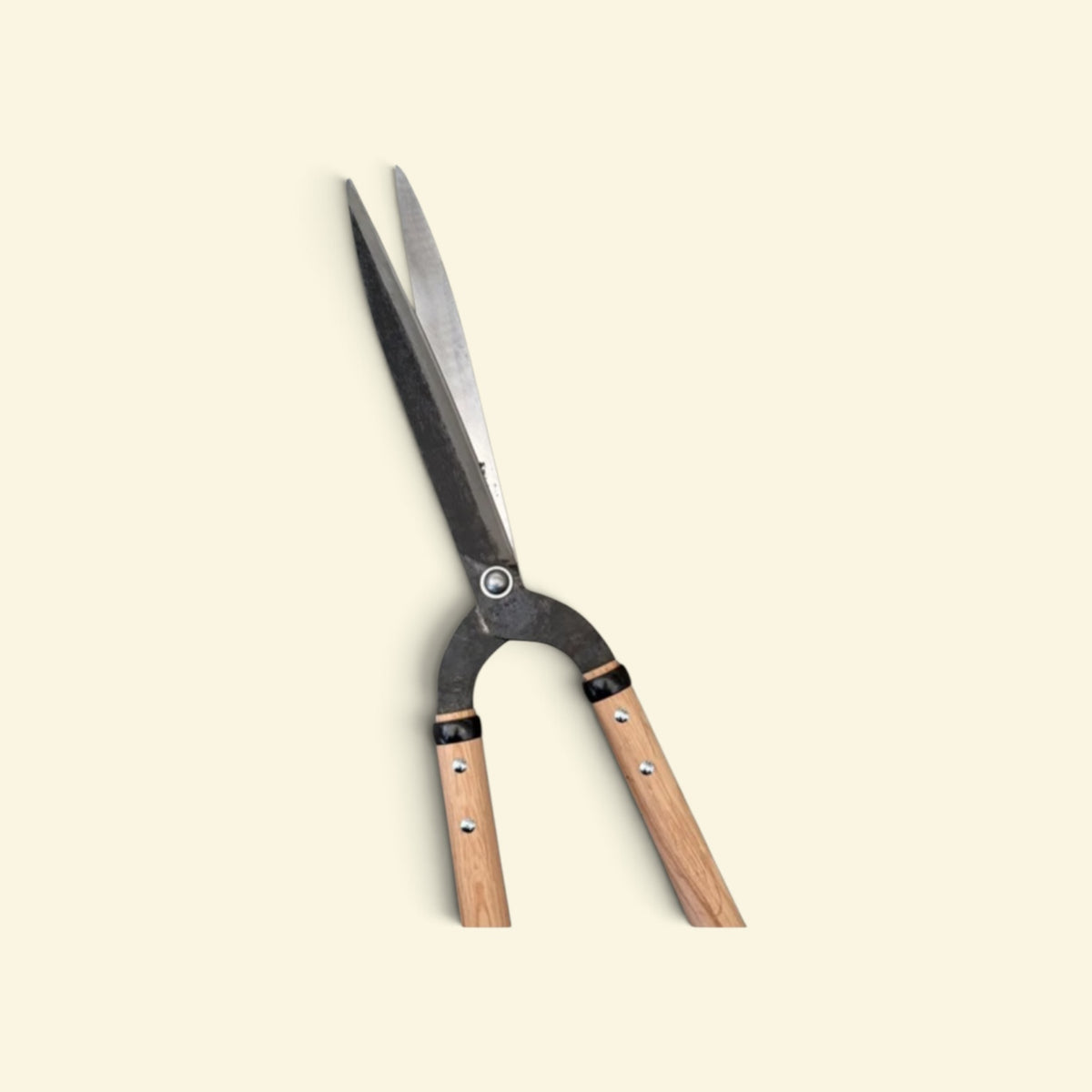 Hasamiya Ichiban Kyo-Style Gate-Hedge Shears 240mm Yasugi Yellow Paper Steel / Oak Handle 300mm [Traditional Hand-Forged from Scratch / Urasuki Hollow Ground / Rivet Joint / Kyo-Style Gate Profile]
