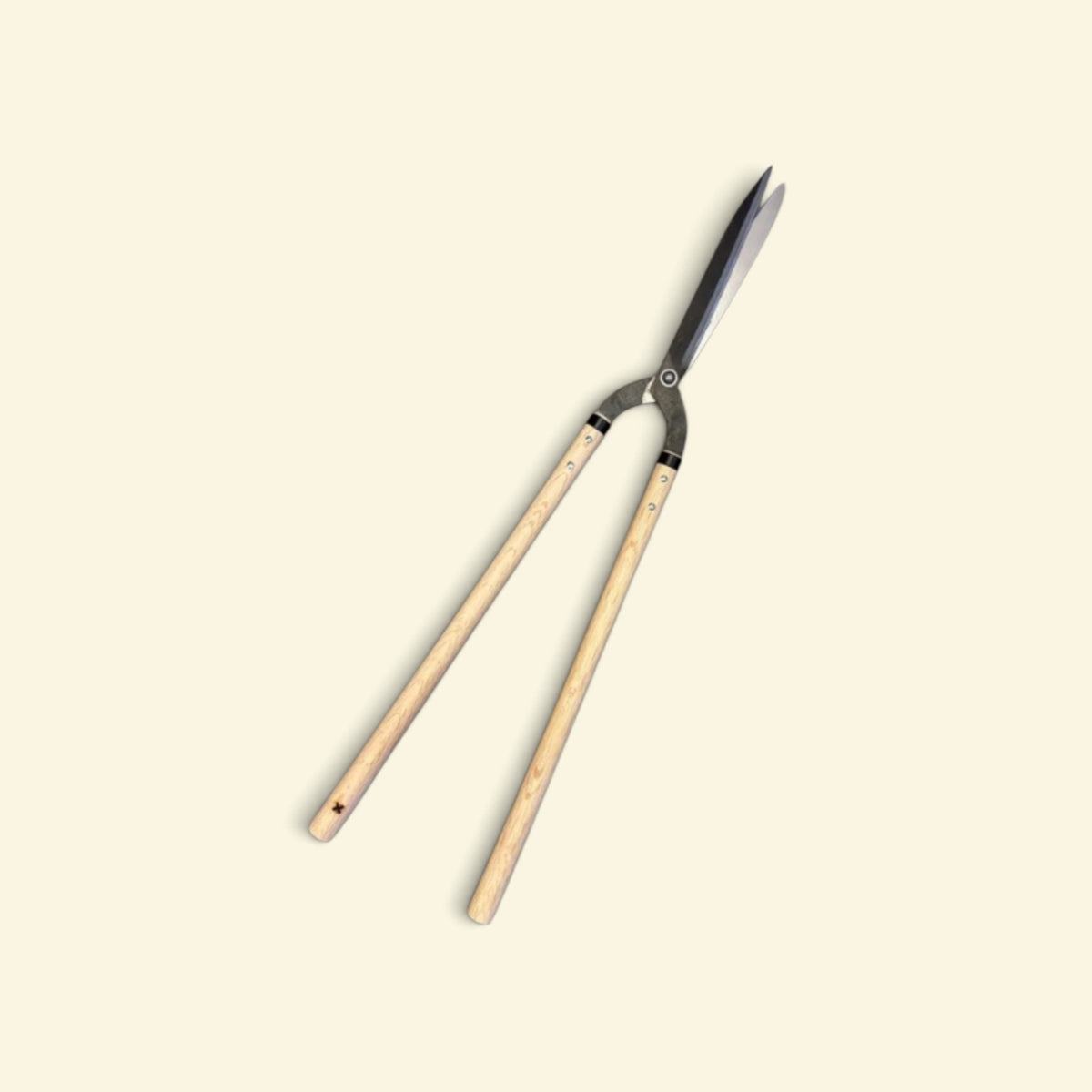 Hasamiya Ichiban Kyo-Style Gate-Hedge Shears 240mm Yasugi Yellow Paper Steel / Oak Handle 500mm [Traditional Hand-Forged from Scratch / Urasuki Hollow Ground / Rivet Joint / Kyo-Style Gate Profile]