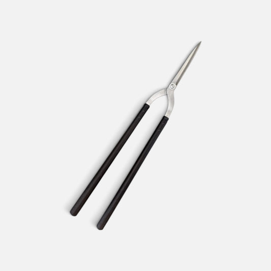 Hasamiya Ichiban Master Gardener Gate-Hedge Shears 180mm Yasugi Shirogami White Paper Steel / Oak Handle 450mm [Traditional Hand-Forged from Scratch / Urasuki Hollow Ground / Rivet Joint / Gate-Style]