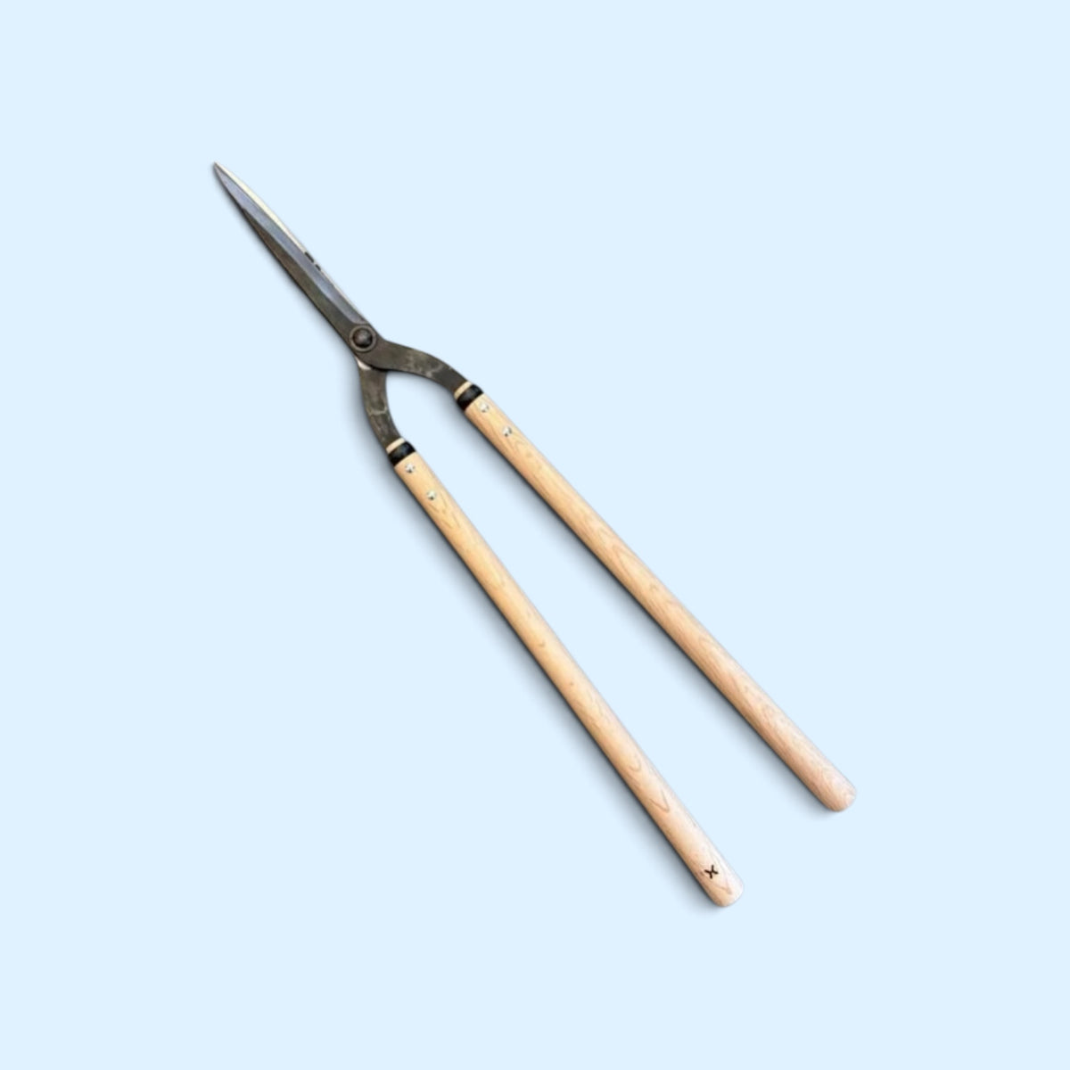 Hasamiya Ichiban Master Gardener Gate-Hedge Shears 180mm Straight Zero-Offset / Yasugi Aogami Blue Paper Steel / Oak Handle 450mm [Traditional Hand-Forged from Scratch / Urasuki Hollow Ground / Rivet Joint / Gate-Style]