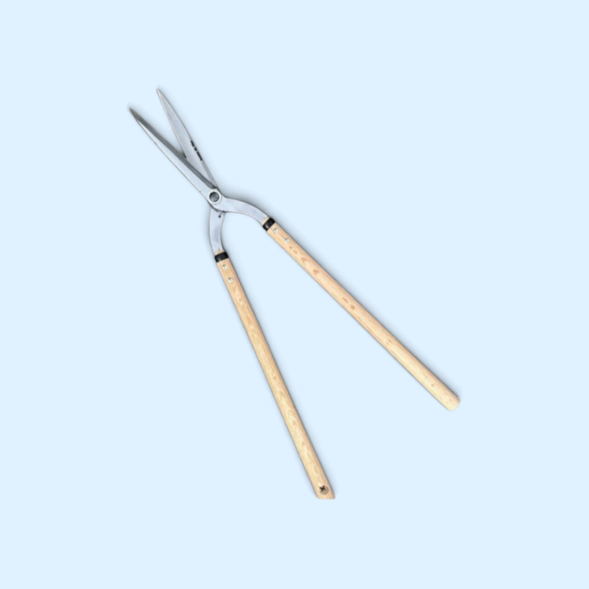 Hasamiya Ichiban Master Gardener Gate-Hedge Shears 180mm Polished Finish Straight Zero-Offset / Yasugi Aogami Blue Paper Steel / Oak Handle 450mm [Traditional Hand-Forged from Scratch / Urasuki Hollow Ground / Rivet Joint / Gate-Style]