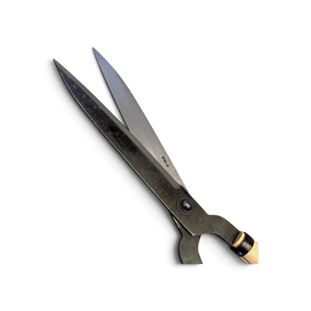 Hasamiya Ichiban Special Edition Gate-Hedge Shears 240mm High-Grade Tool Steel / Oak Handle 360mm [Traditional Hand-Forged from Scratch / Urasuki Hollow Ground / Rivet Joint / Gate-Style]