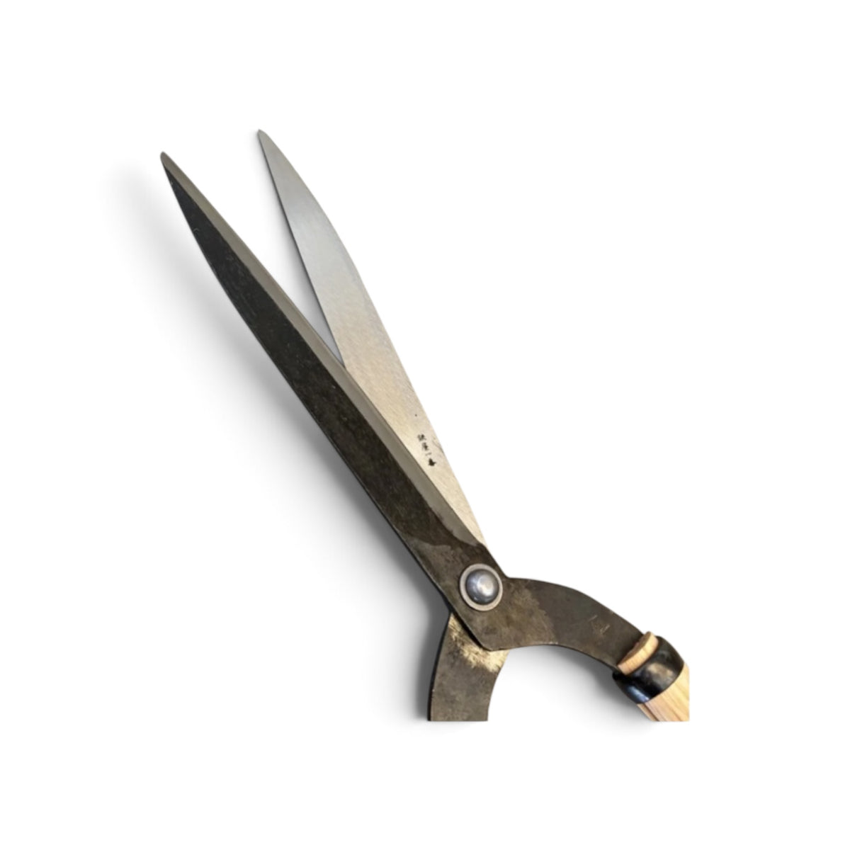 Hasamiya Ichiban Special Edition Gate-Hedge Shears 240mm High-Grade Tool Steel / Oak Handle 360mm [Traditional Hand-Forged from Scratch / Urasuki Hollow Ground / Rivet Joint / Gate-Style]