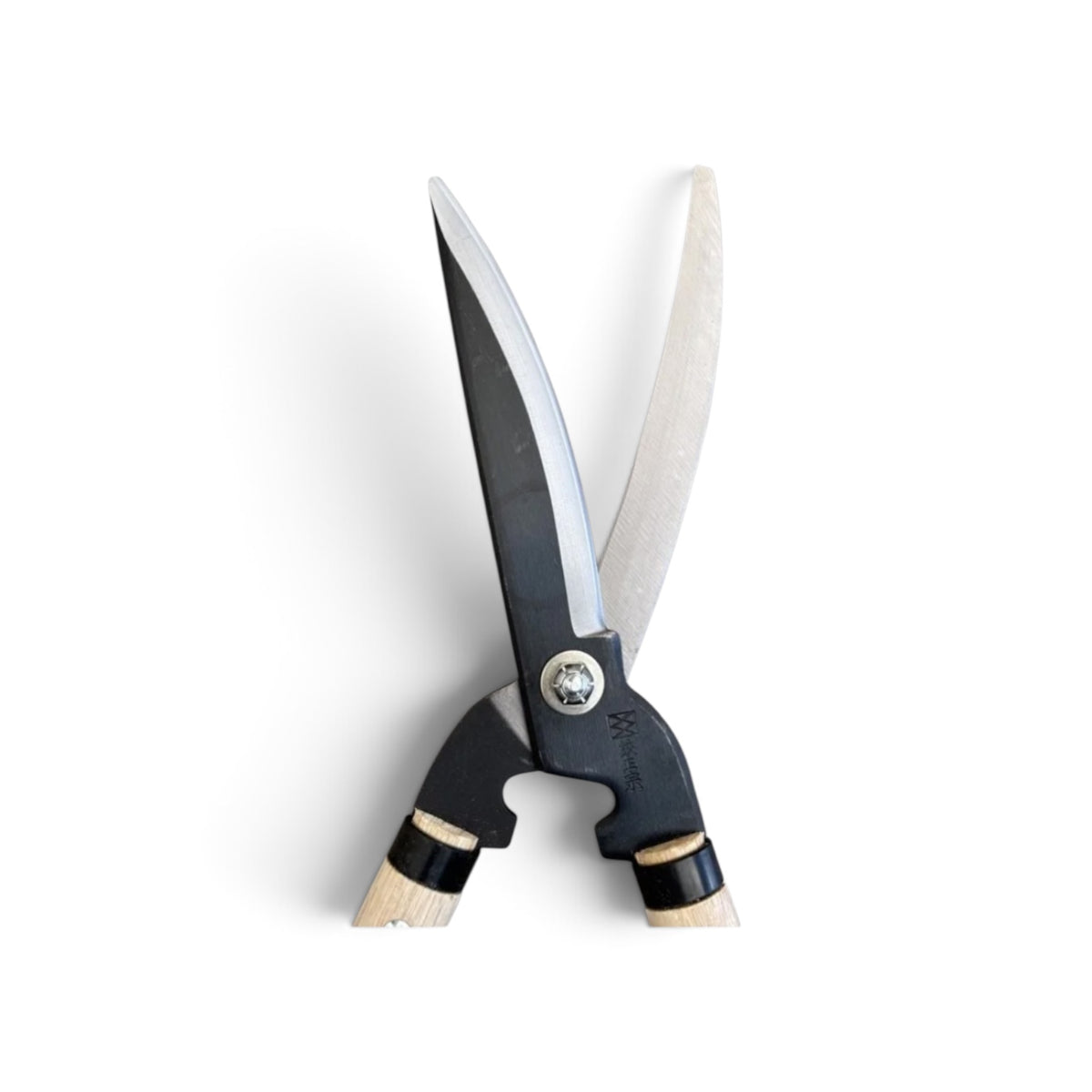 Hasami Masamune Heavy-Duty Rough-Cut Hedge Shear Total Length&Blade: 670mm/170mm Oak Handle450mm / High Carbon Steel [Traditional Hand Forged from Scratch / Hollow Ground Back / Twisted Blade / Screw Joint ]