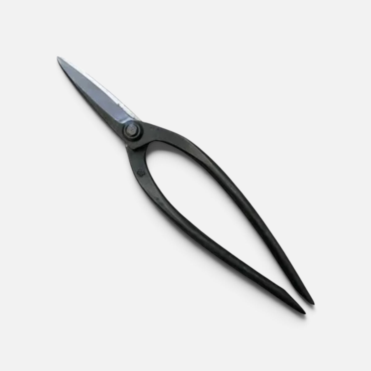 SAKURA Kyoto Style Kiribashi Gardening Shears Total Length & Blade: 250mm/77mm Long-Narrow Blade / Yasuki White Paper Steel [Traditional Hand Forged from Scratch / Hollow Ground Blade / Twisted Blade / Rivet Joint]