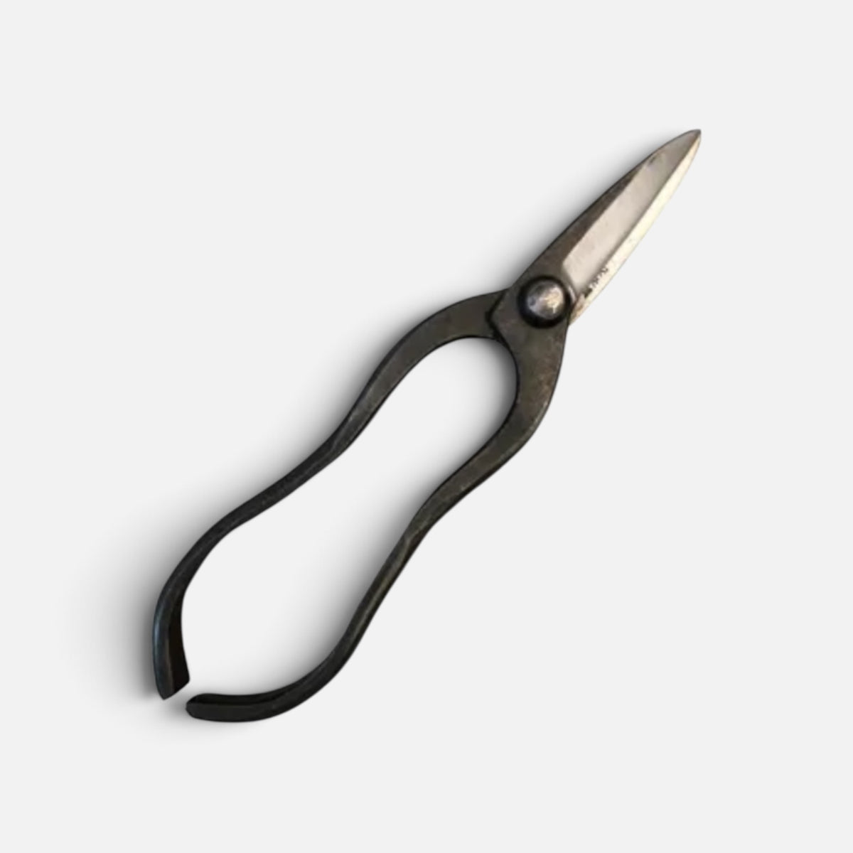 SAKURA Kyoto Style Gourd-Handle Kiribashi Gardening Shears Total Length & Blade: 210mm/66mm Slim Profile / Yasuki White Paper Steel [Traditional Hand Forged from Scratch / Gourd-Shaped Handle / Hollow Ground Blade / Twisted Blade / Rivet Joint]