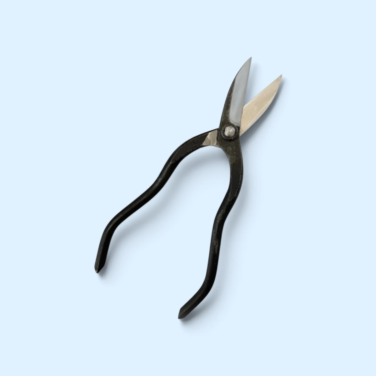 SAKURA Kyoto Style Gourd-Handle Kiribashi Gardening Shears Total Length & Blade: 250mm/70mm / Yasuki Blue Paper Steel [Traditional Hand Forged from Scratch / Gourd-Shaped Handle / Hollow Ground Blade / Twisted Blade / Rivet Joint]