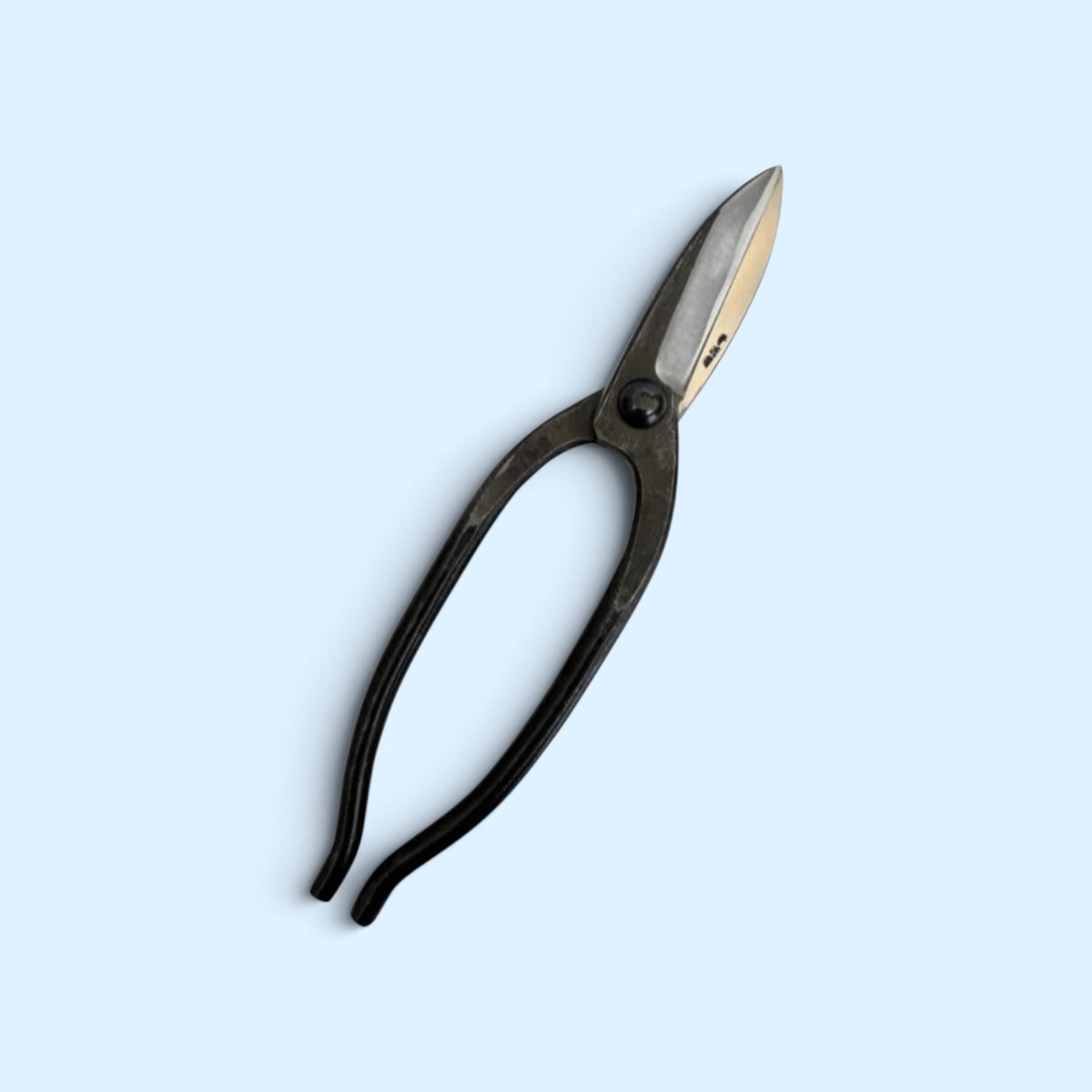 Hasamiya Ichiban Kyoto Style Kiribashi Gardening Shears Total Length & Blade: 235mm/75mm (3-Sun) / Yasuki Blue Paper Steel [Traditional Hand Forged from Scratch / Hollow Ground Blade / Twisted Blade / Rivet Joint]