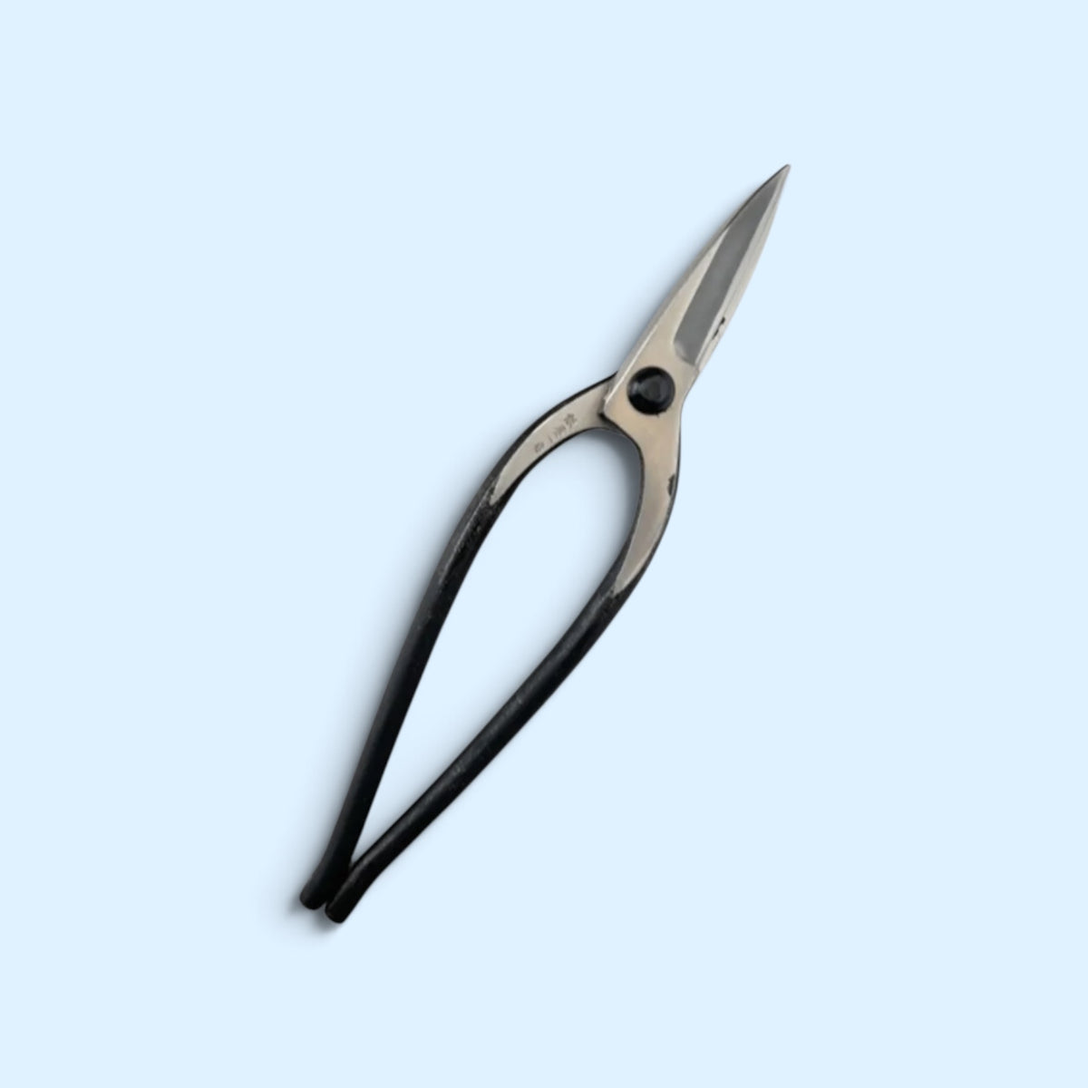 Hasamiya Ichiban Kyoto Style Kiribashi Gardening Shears "Ei-Gata" Total Length & Blade: 250mm/70mm / Yasuki Blue Paper Steel [Traditional Hand Forged from Scratch / Sharp-Point Blade / Polished Finish / Hollow Ground Blade / Twisted Blade / Rivet Joint]