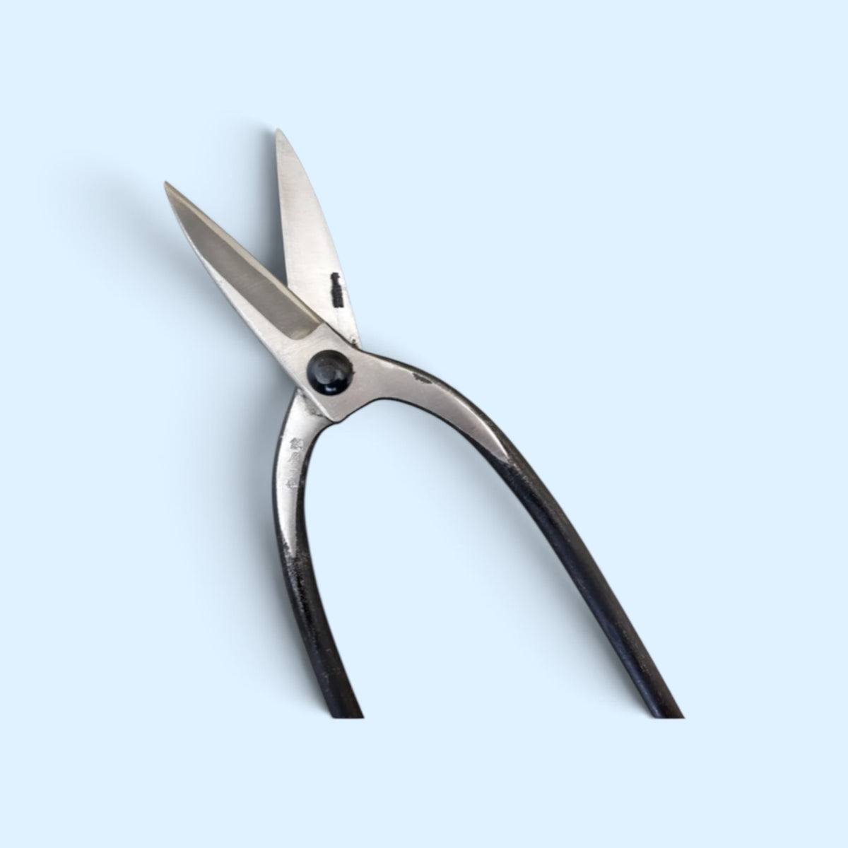 Hasamiya Ichiban Kyoto Style Kiribashi Gardening Shears "Ei-Gata" Total Length & Blade: 250mm/70mm / Yasuki Blue Paper Steel [Traditional Hand Forged from Scratch / Sharp-Point Blade / Polished Finish / Hollow Ground Blade / Twisted Blade / Rivet Joint]